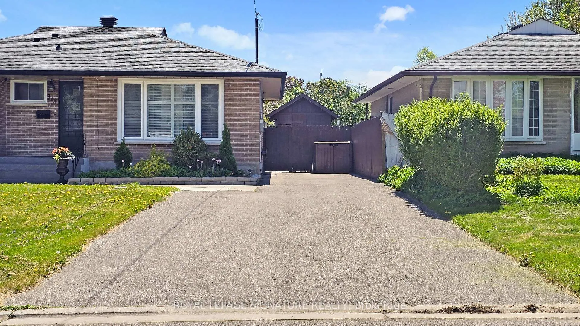 Photo 3 of 333 Ridgeway Avenue, Oshawa, McLaughlin — HOMEH