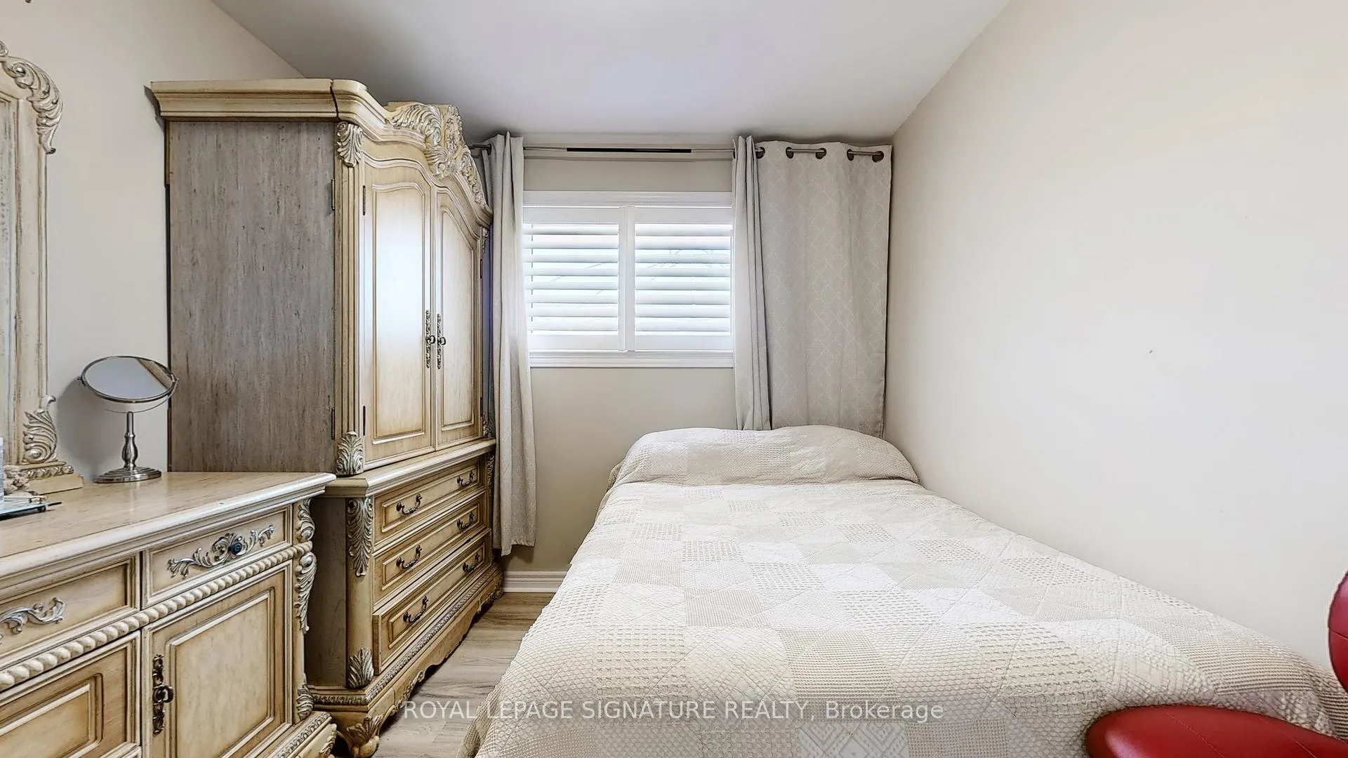 Photo 14 of 333 Ridgeway Avenue, Oshawa, McLaughlin — HOMEH