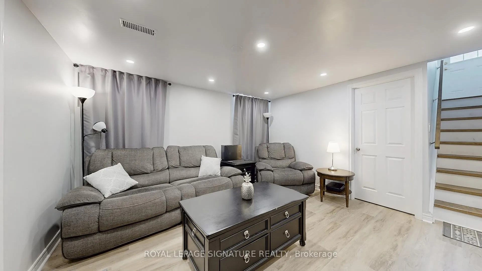Photo 16 of 333 Ridgeway Avenue, Oshawa, McLaughlin — HOMEH