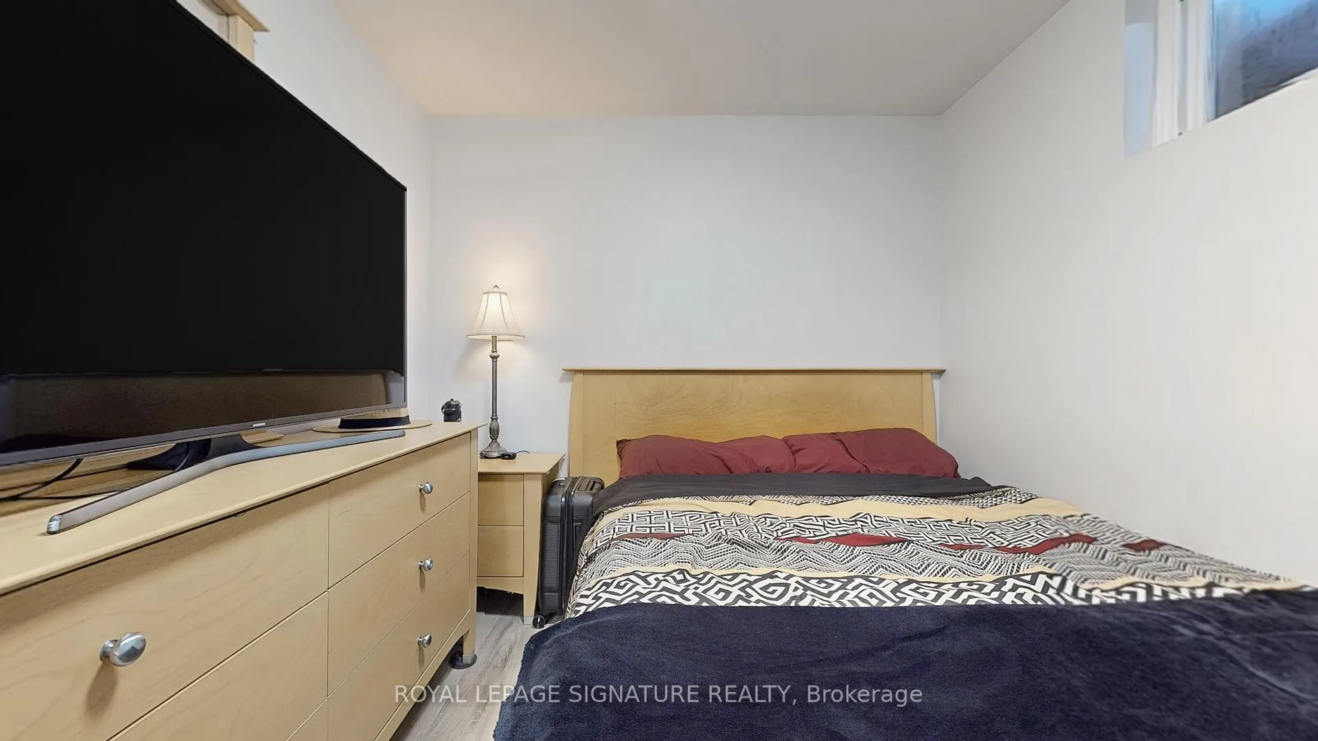 Photo 18 of 333 Ridgeway Avenue, Oshawa, McLaughlin — HOMEH