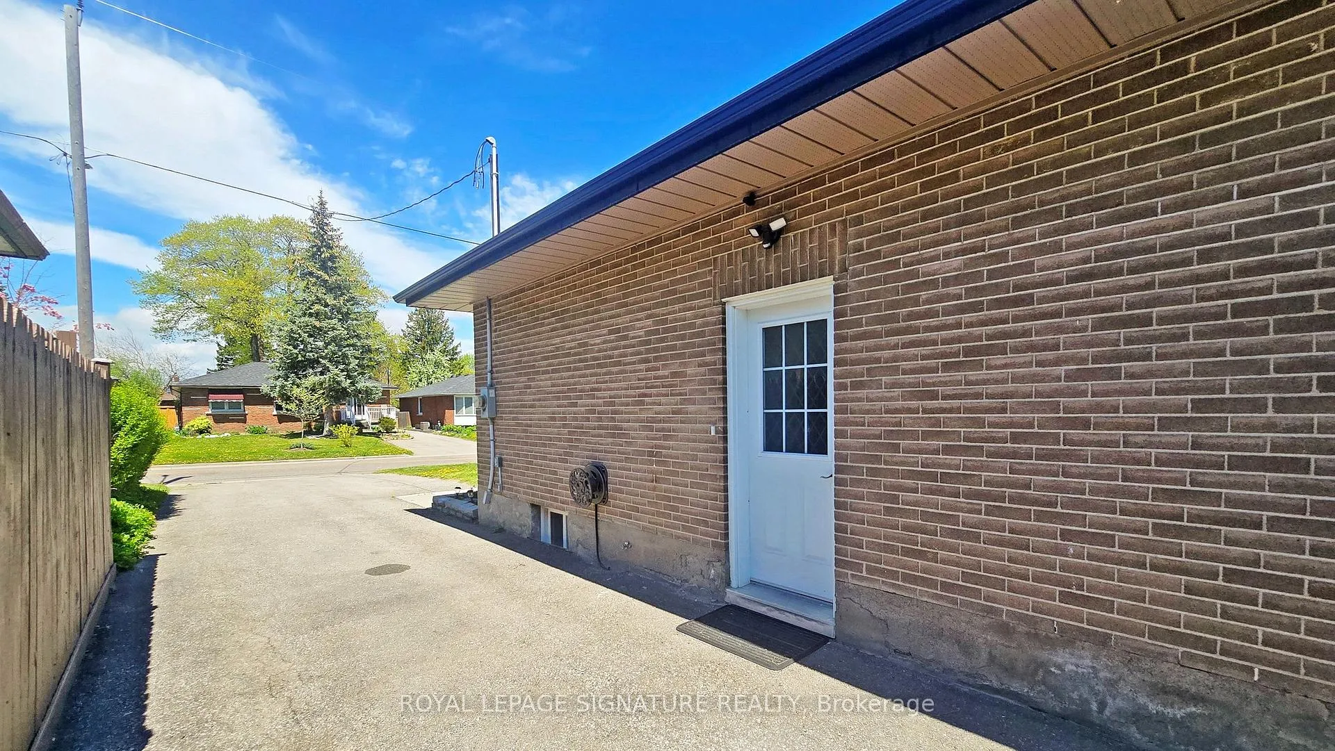 Photo 38 of 333 Ridgeway Avenue, Oshawa, McLaughlin — HOMEH