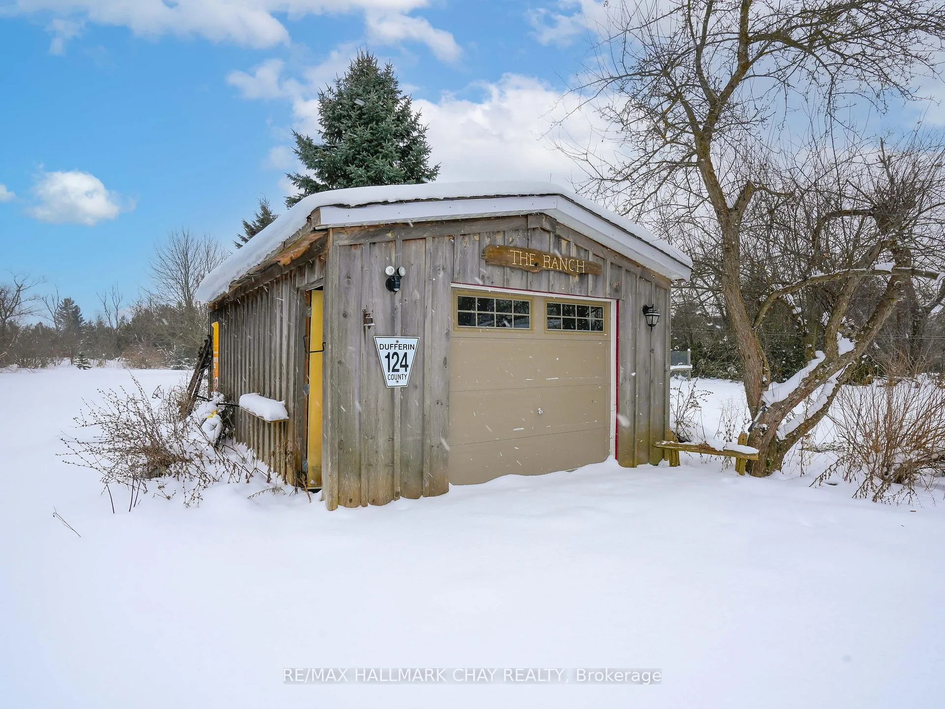 Photo 3 of 22 Mill Lane E, Melancthon, Rural Melancthon — HOMEH