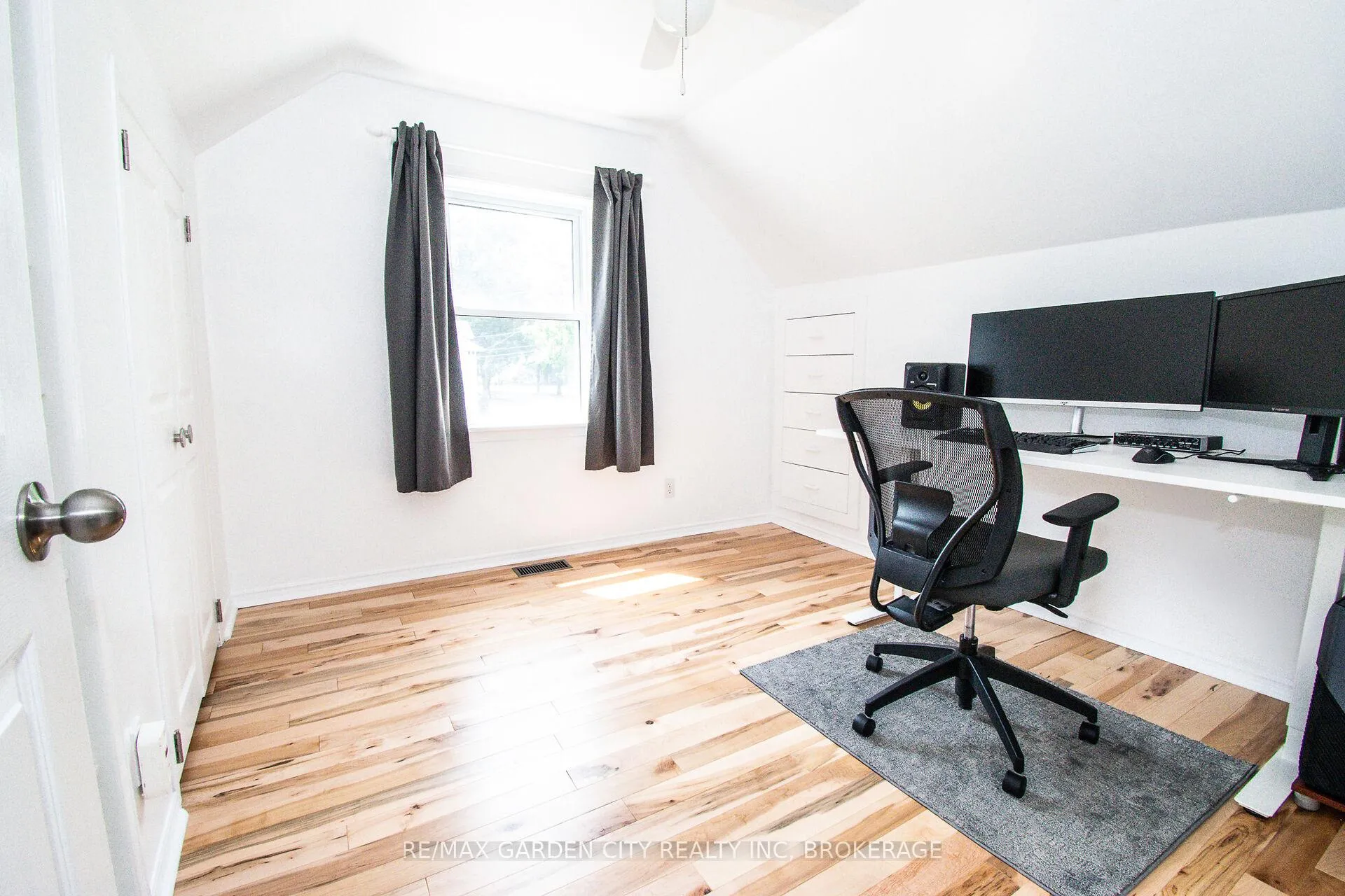 Photo 26 of 1171 Maple Street, Pelham, Fenwick — HOMEH