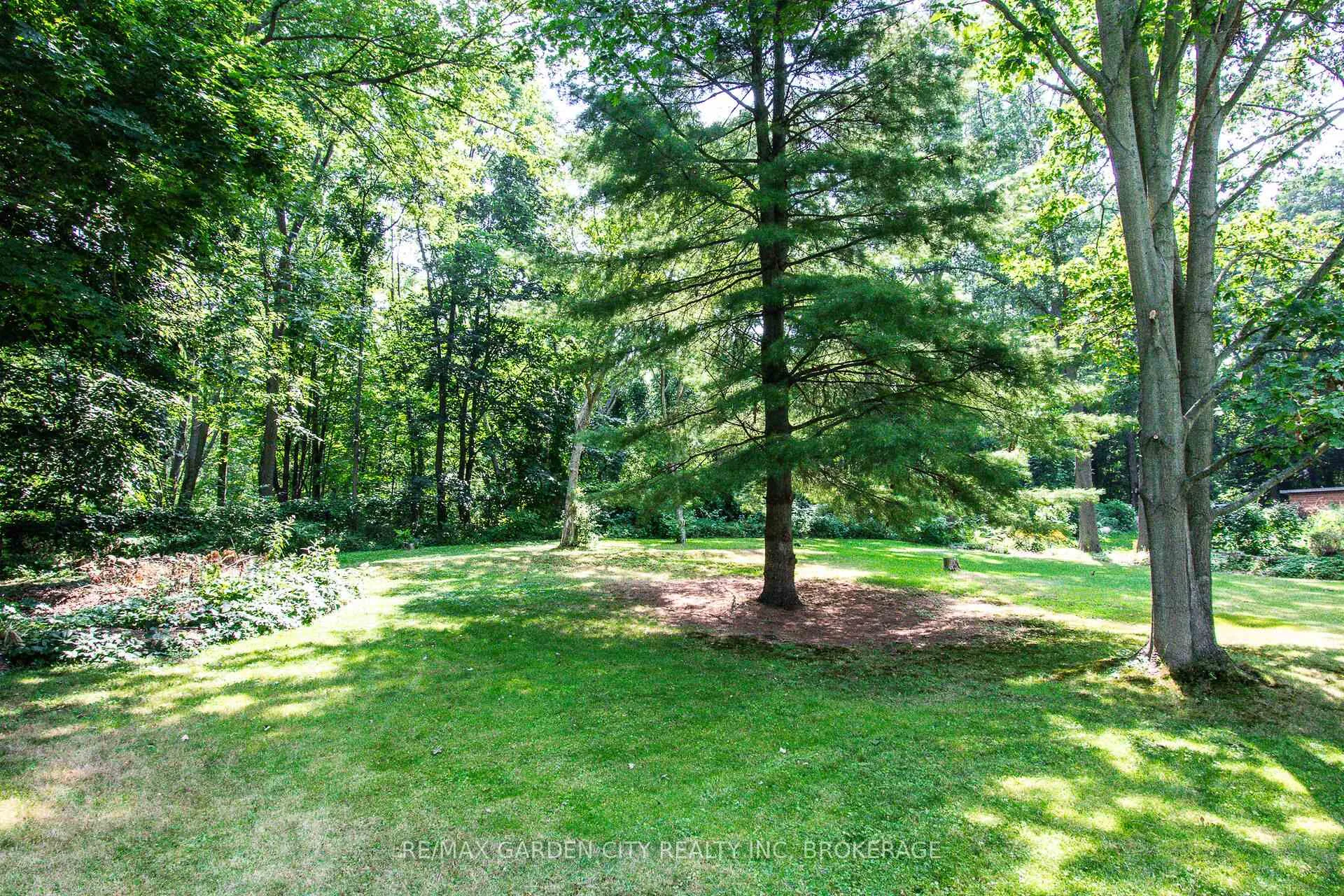 Photo 43 of 1171 Maple Street, Pelham, Fenwick — HOMEH