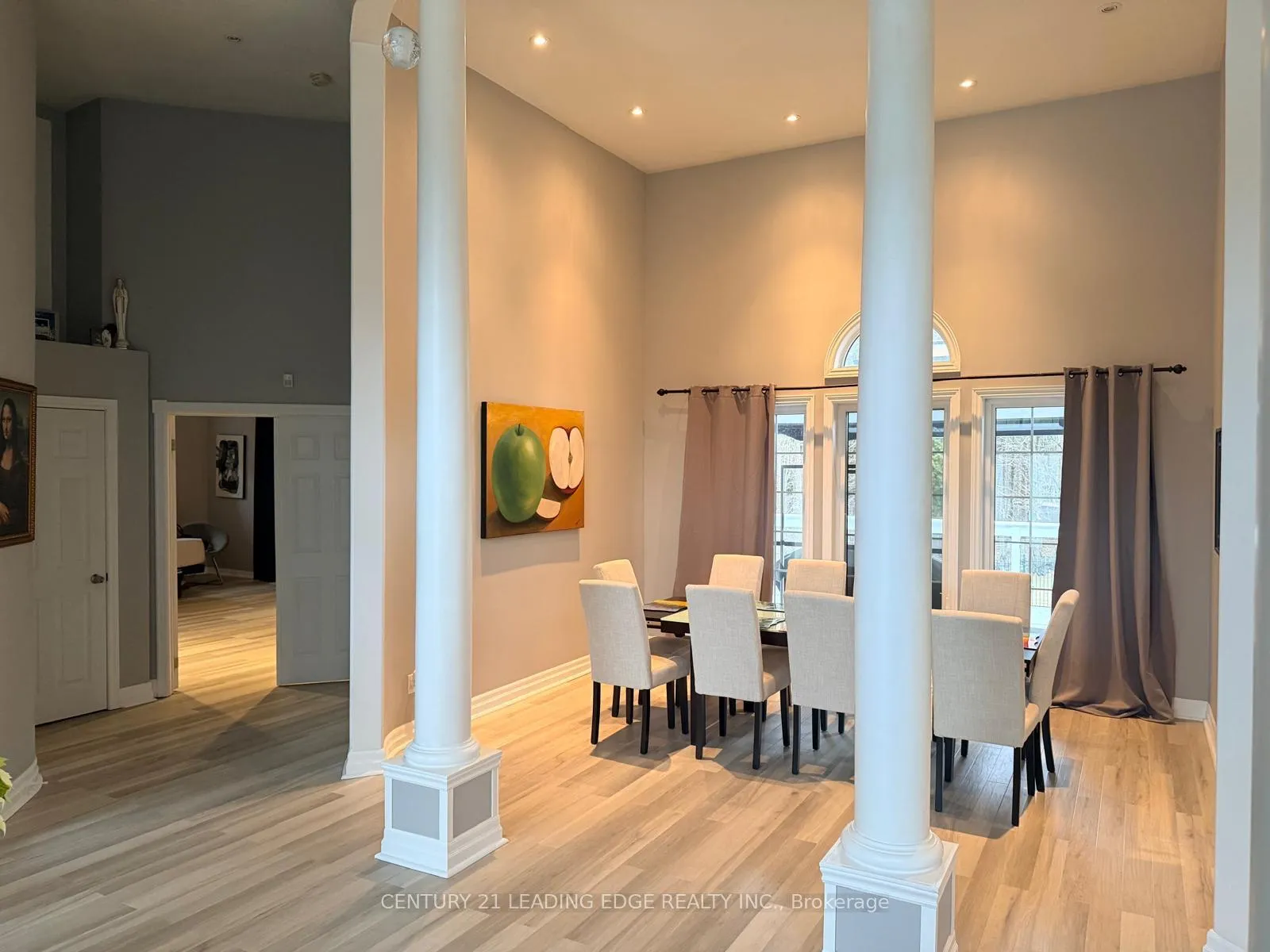Photo 1 of 5165 Pineridge Drive, Milton, Rural Nassagaweya — HOMEH