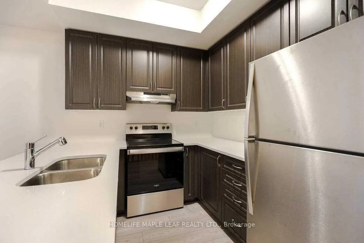 Photo 5 of 2563 Mojave Path, Oshawa, Windfields — HOMEH