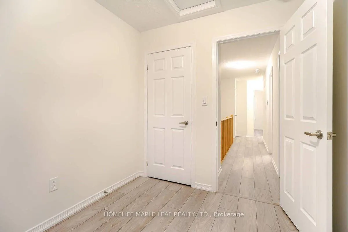 Photo 17 of 2563 Mojave Path, Oshawa, Windfields — HOMEH