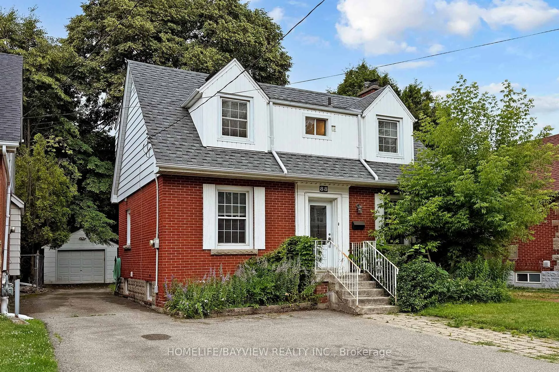 Photo 5 of 88 Arkell Street, Hamilton, Westdale — HOMEH