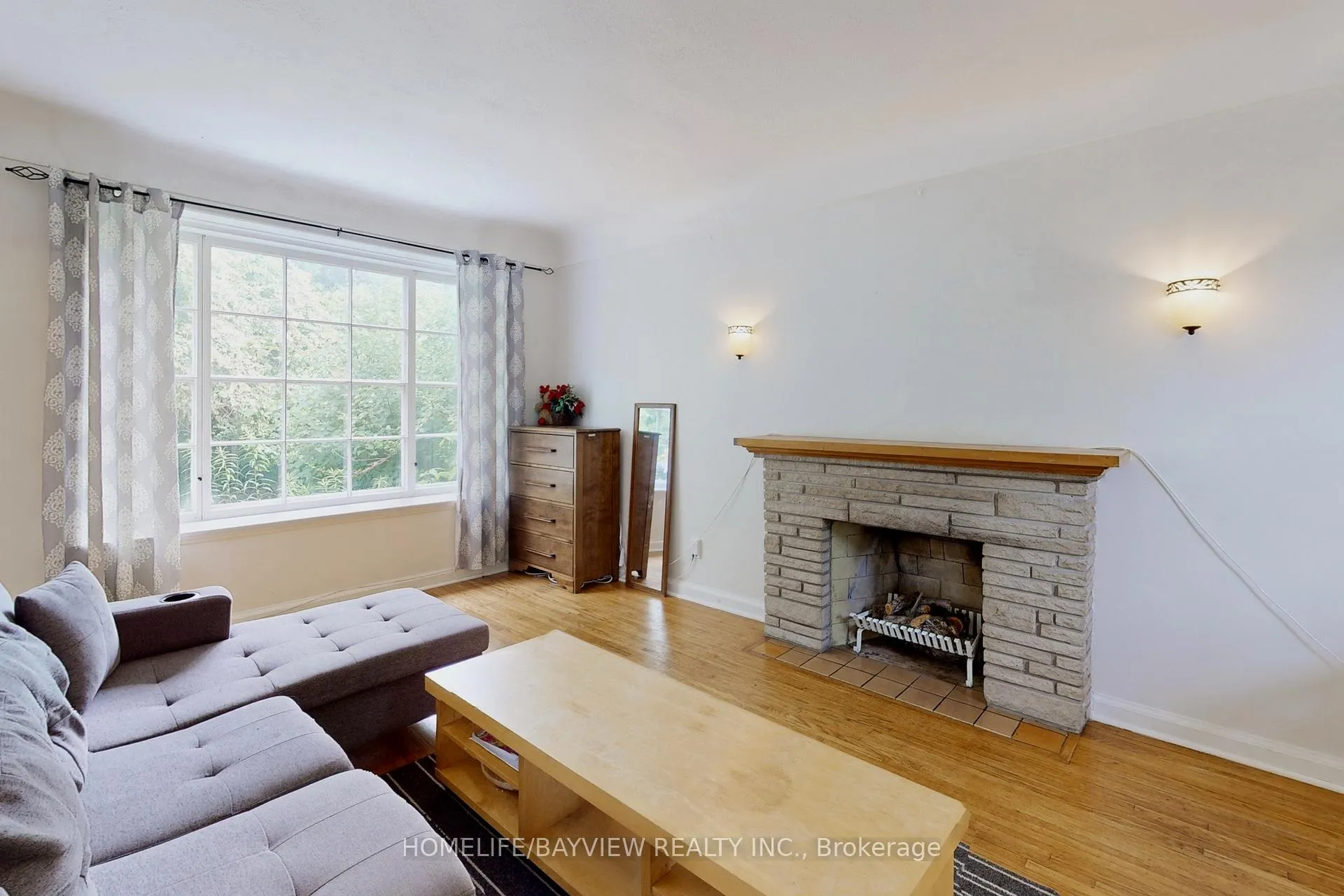 Photo 9 of 88 Arkell Street, Hamilton, Westdale — HOMEH