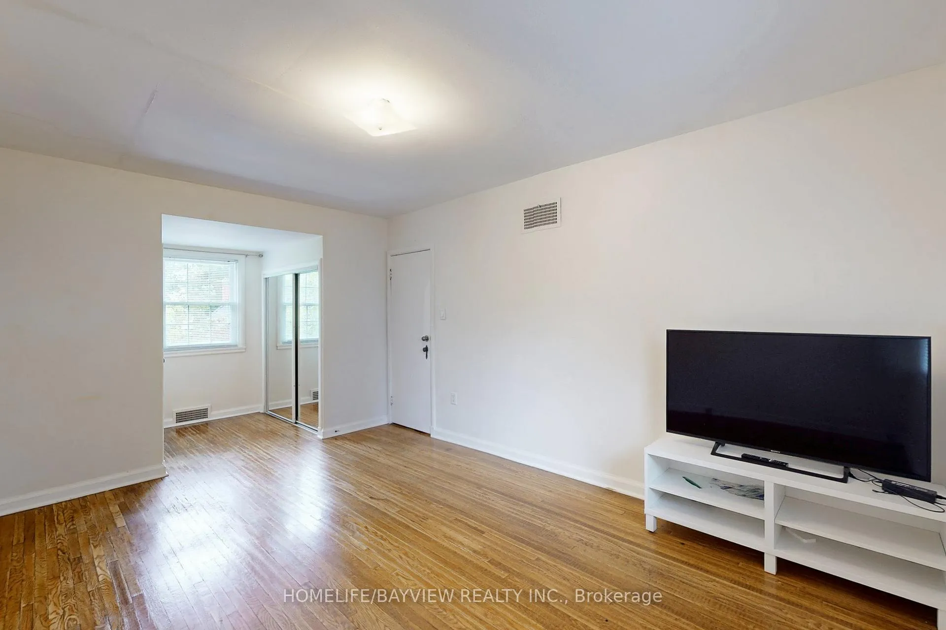 Photo 32 of 88 Arkell Street, Hamilton, Westdale — HOMEH