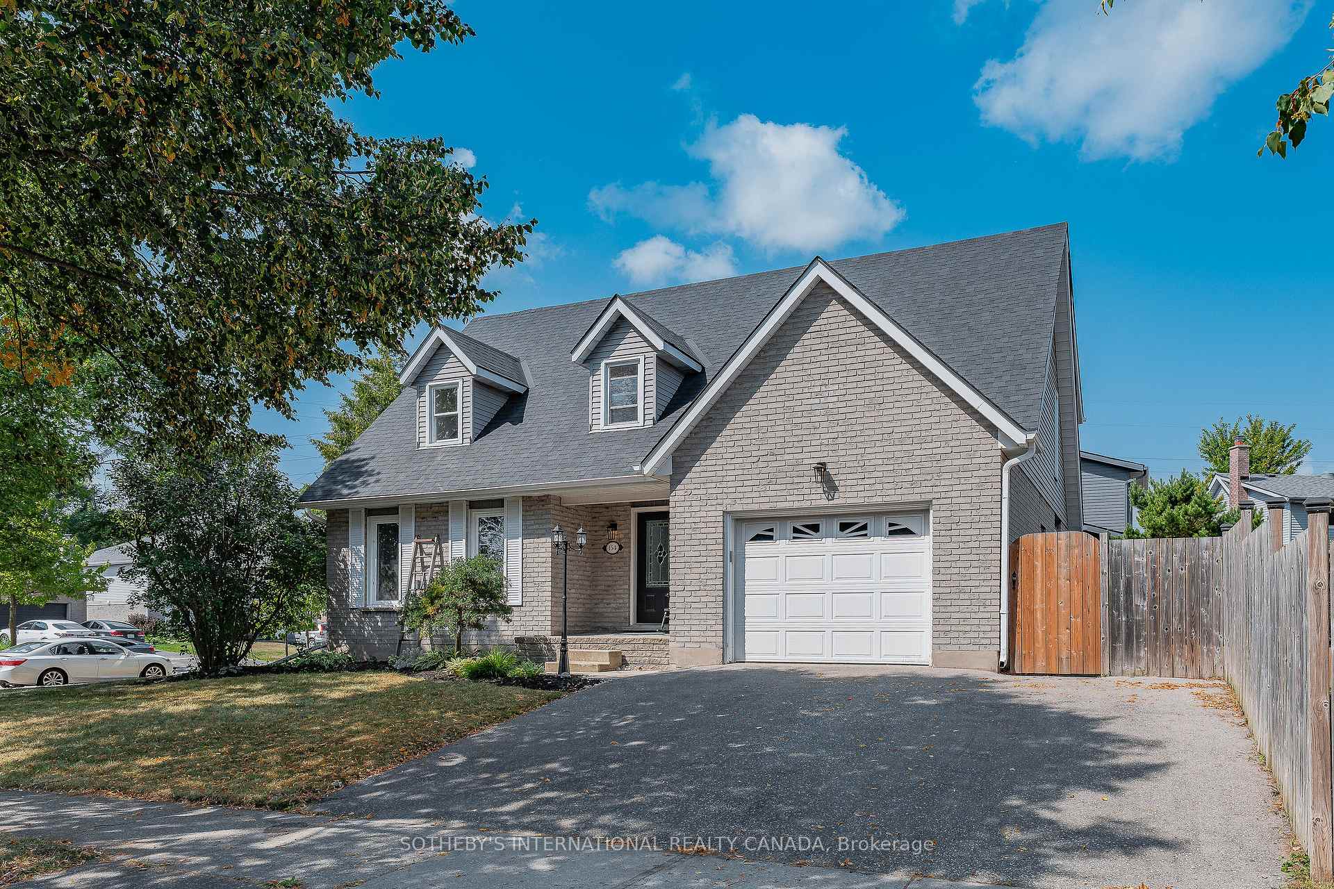 Photo 1 of 154 Covington Crescent, Kitchener — HOMEH