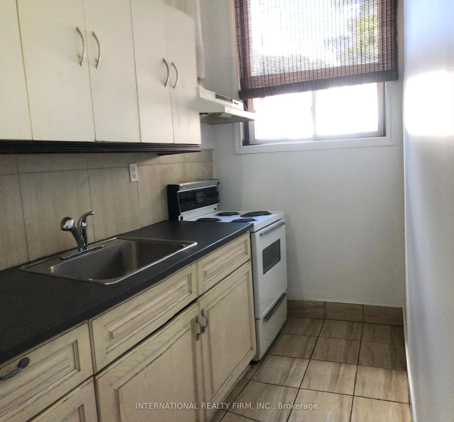 Photo 3 of Unit Main, 1272 Danforth Avenue, Toronto, Danforth — HOMEH