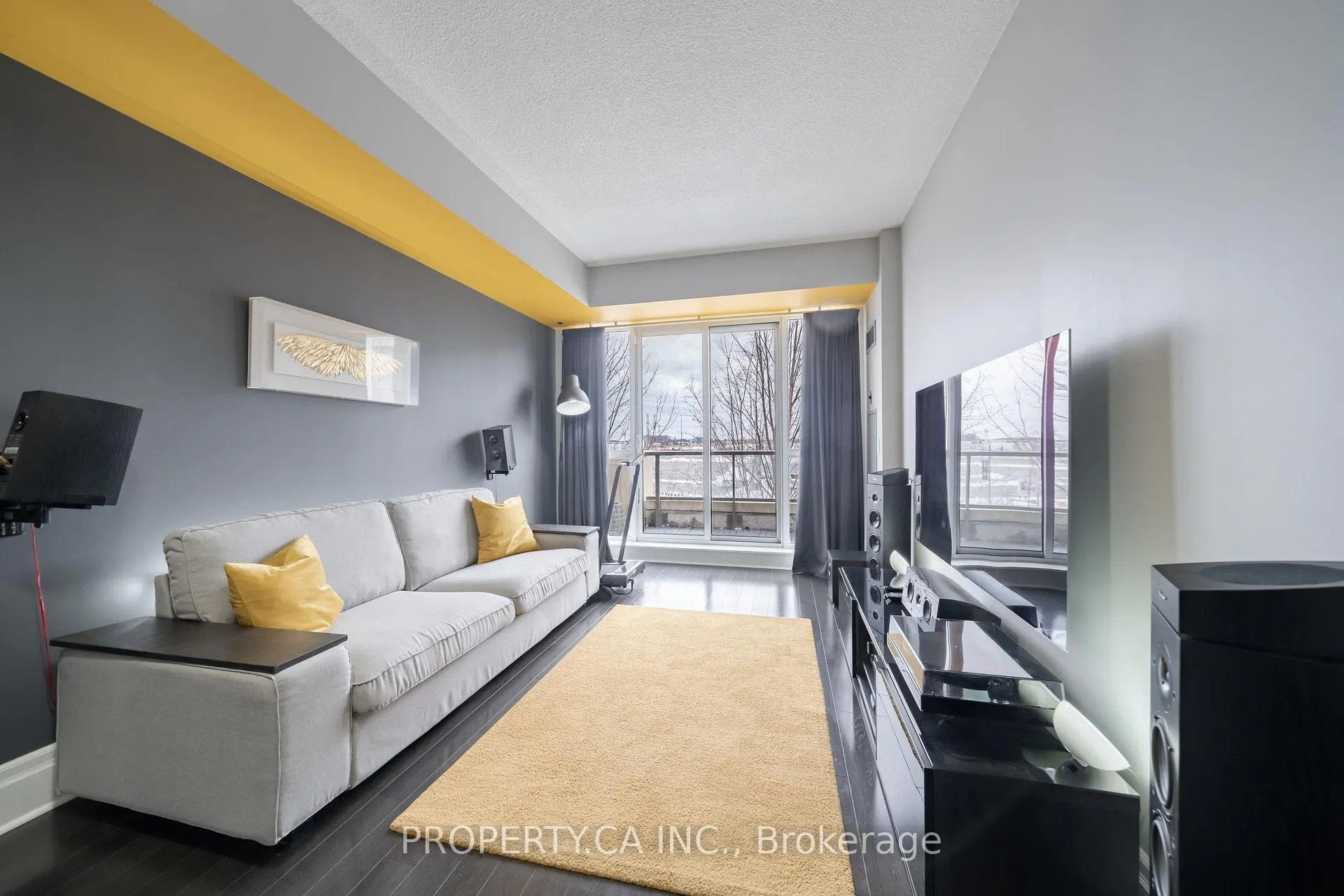 Photo 6 of Unit 309, 21 Upper Duke Crescent, Markham, Unionville — HOMEH