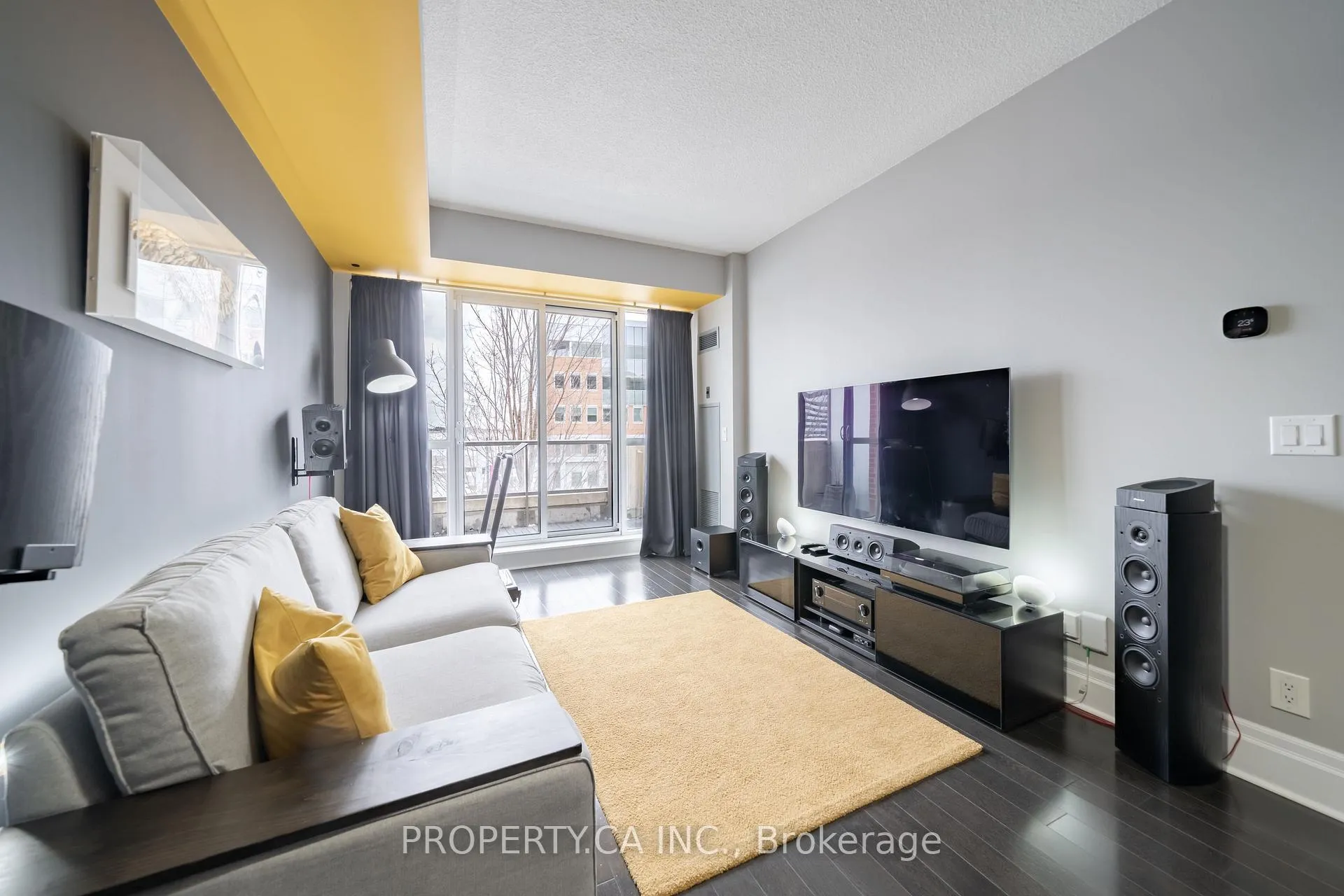 Photo 7 of Unit 309, 21 Upper Duke Crescent, Markham, Unionville — HOMEH