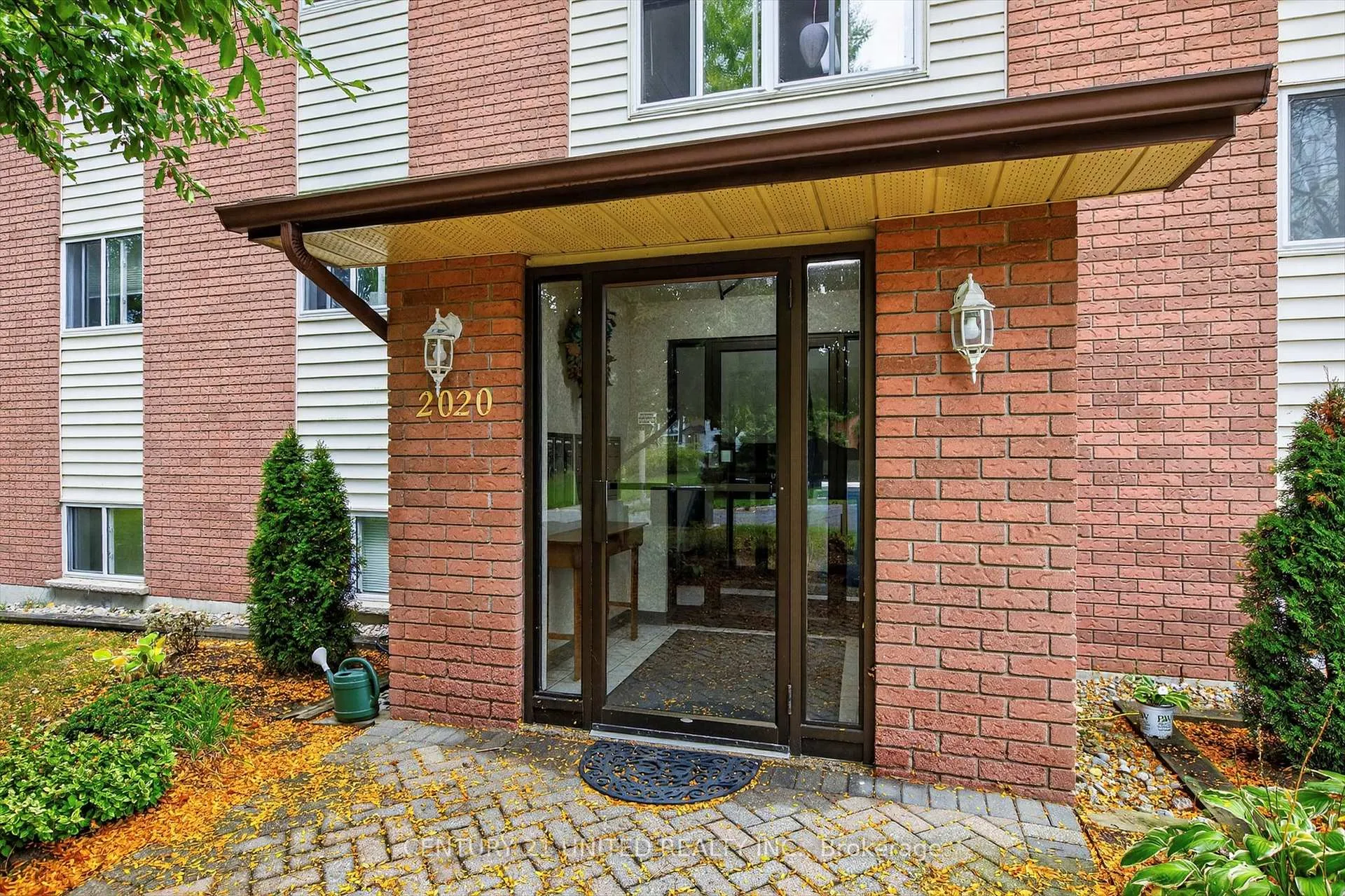 Photo 8 of Unit 303, 2020 Mapleridge Drive, Peterborough, Monaghan Ward 2 — HOMEH
