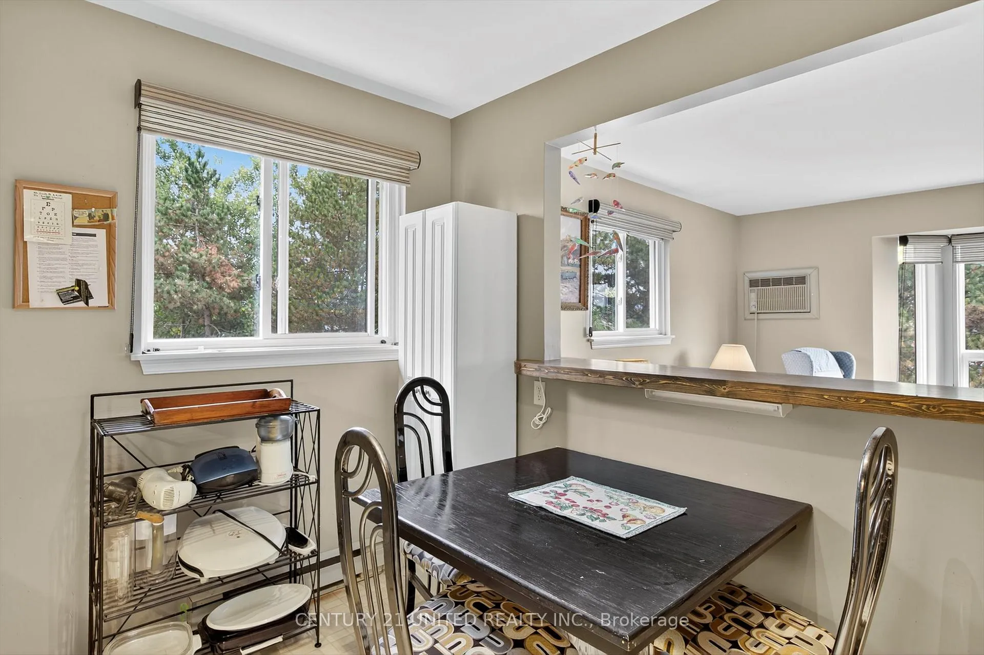 Photo 14 of Unit 303, 2020 Mapleridge Drive, Peterborough, Monaghan Ward 2 — HOMEH