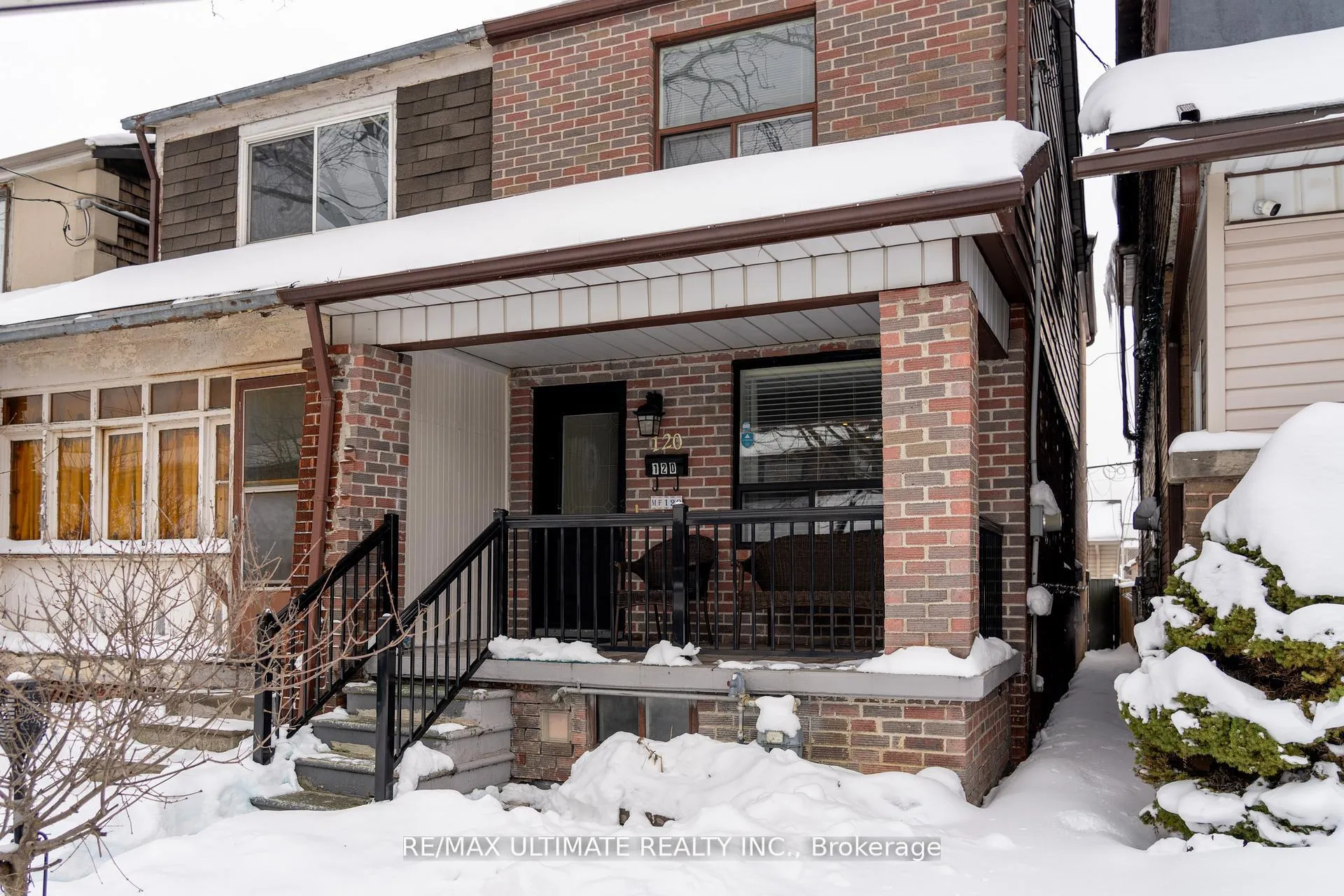 Photo 3 of 120 Rosethorn Avenue W, Toronto, Weston-Pellam Park — HOMEH