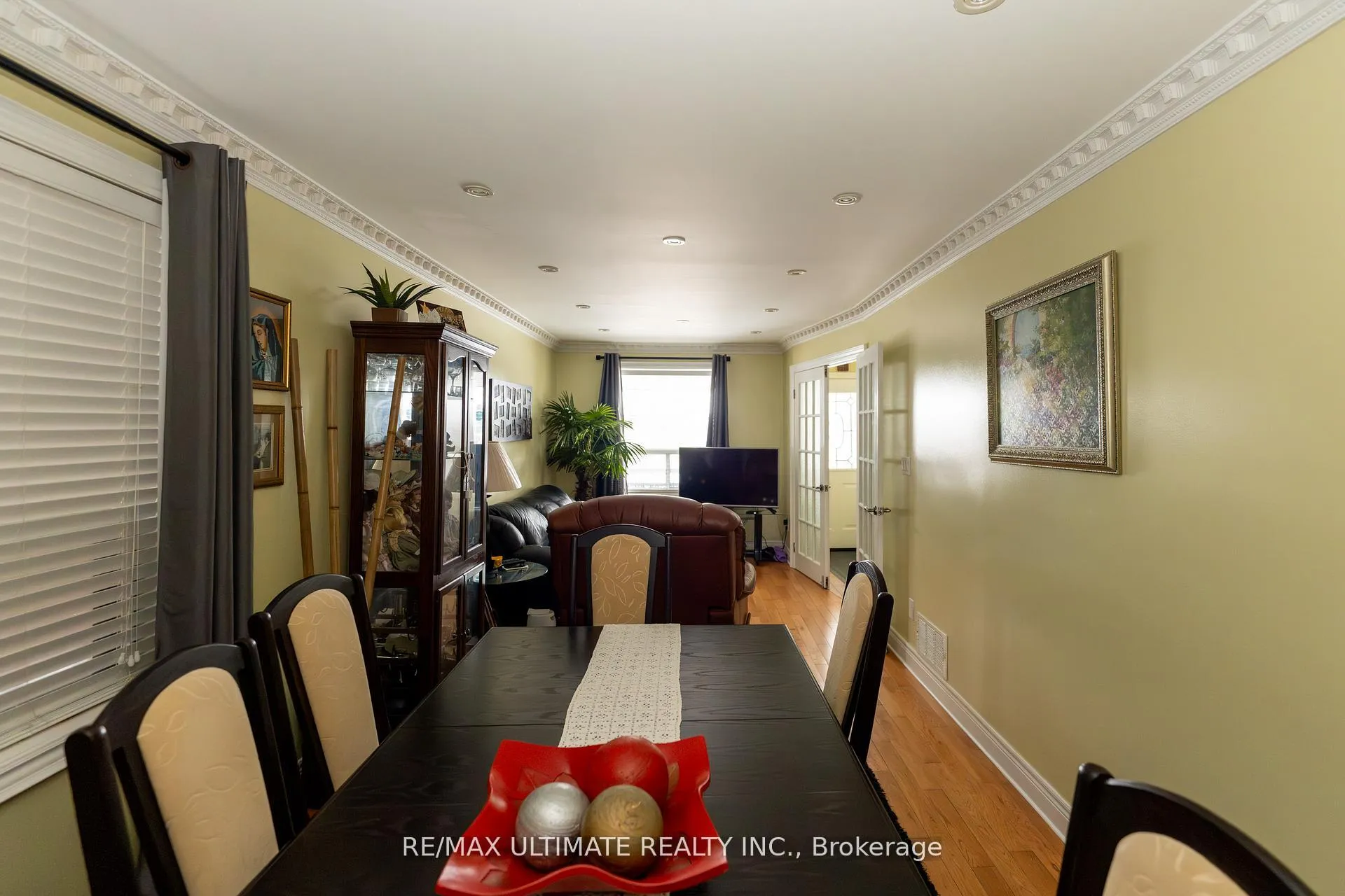 Photo 6 of 120 Rosethorn Avenue W, Toronto, Weston-Pellam Park — HOMEH