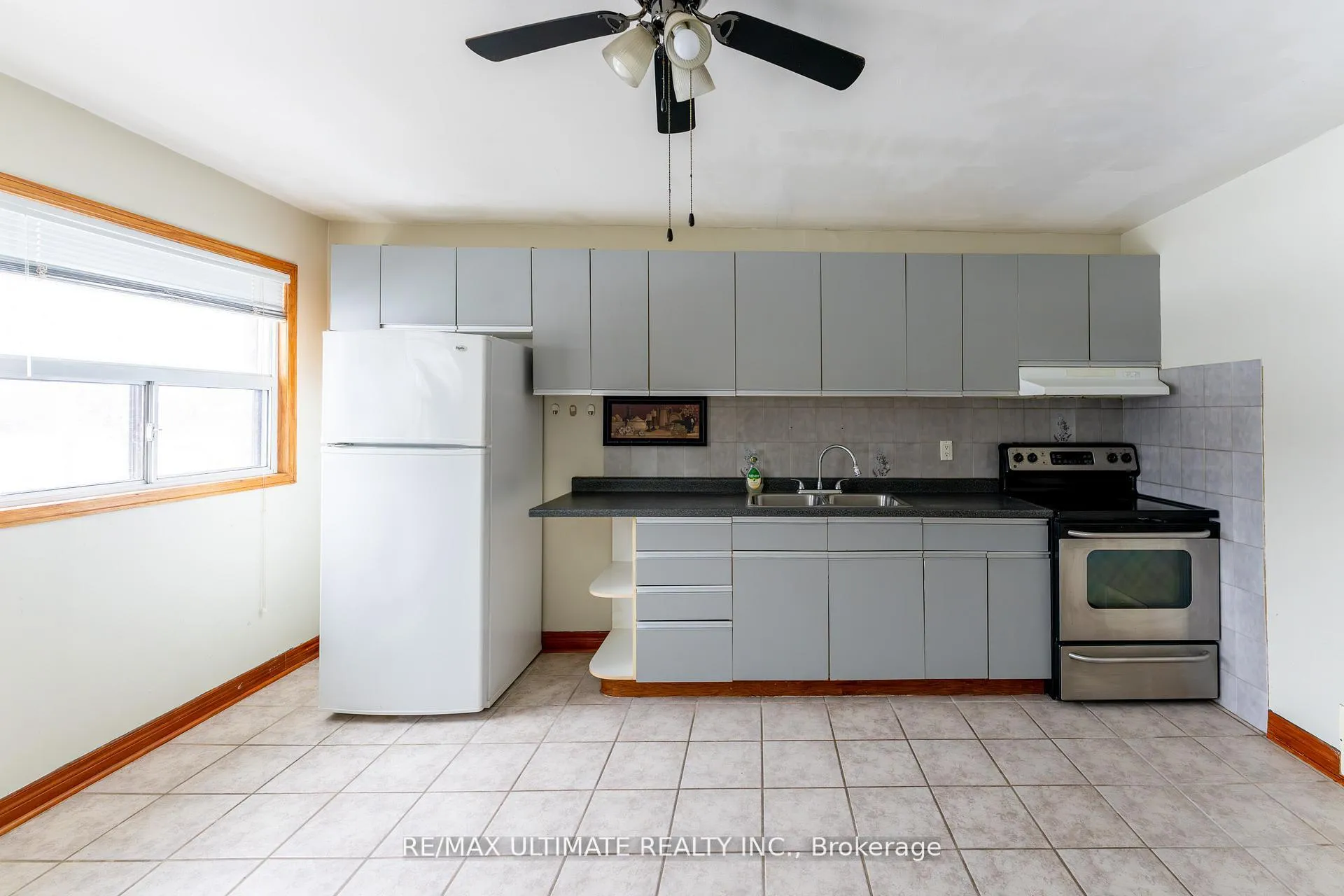 Photo 12 of 120 Rosethorn Avenue W, Toronto, Weston-Pellam Park — HOMEH