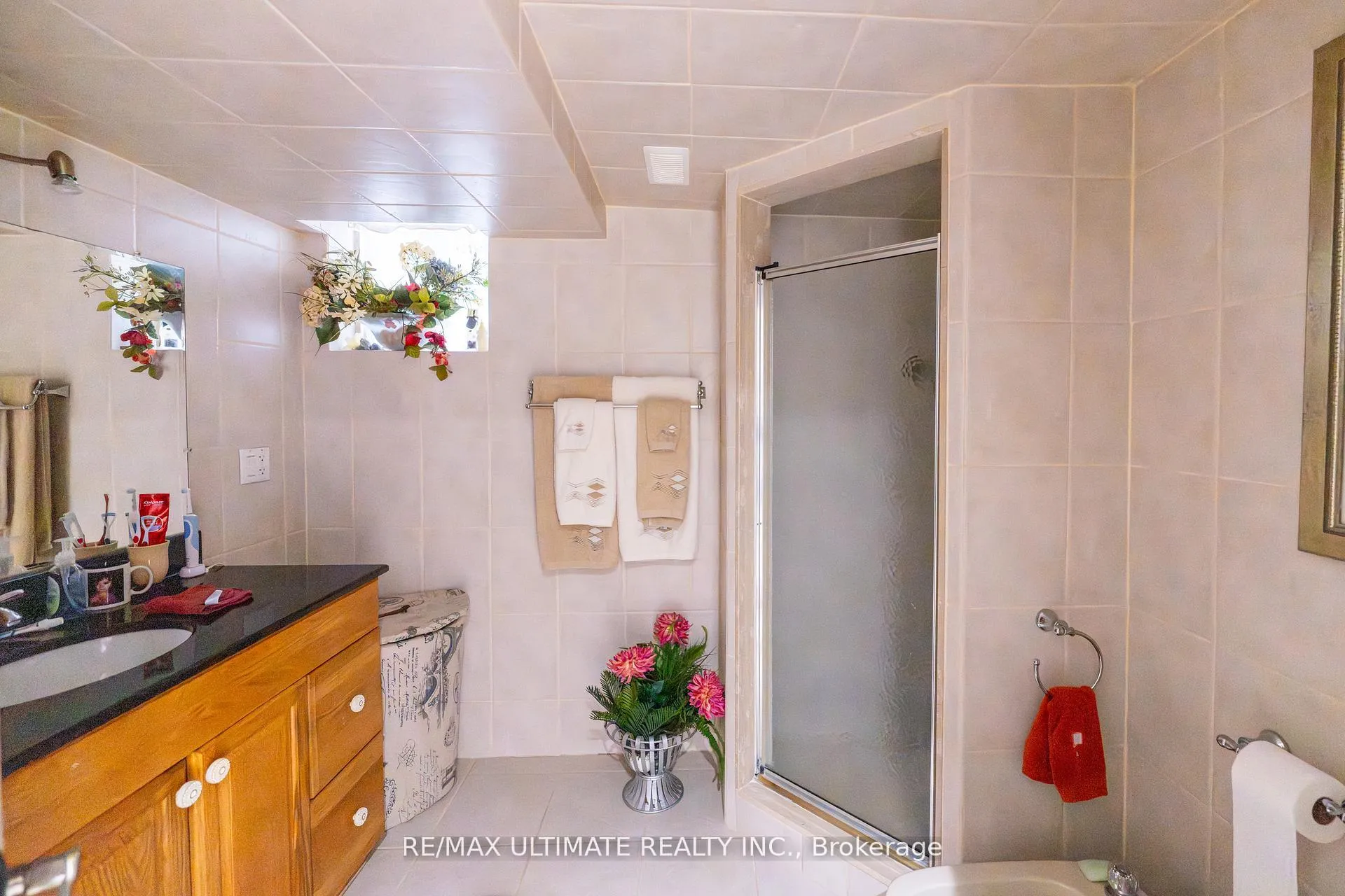 Photo 24 of 120 Rosethorn Avenue W, Toronto, Weston-Pellam Park — HOMEH