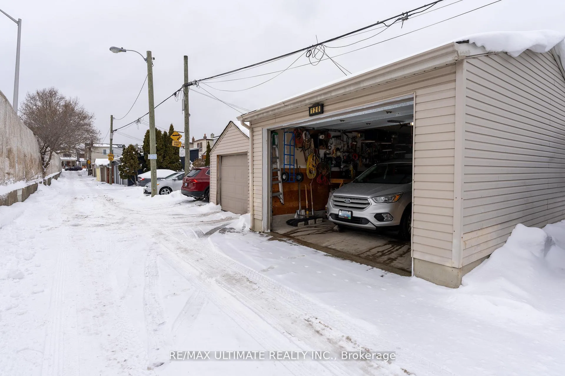 Photo 29 of 120 Rosethorn Avenue W, Toronto, Weston-Pellam Park — HOMEH
