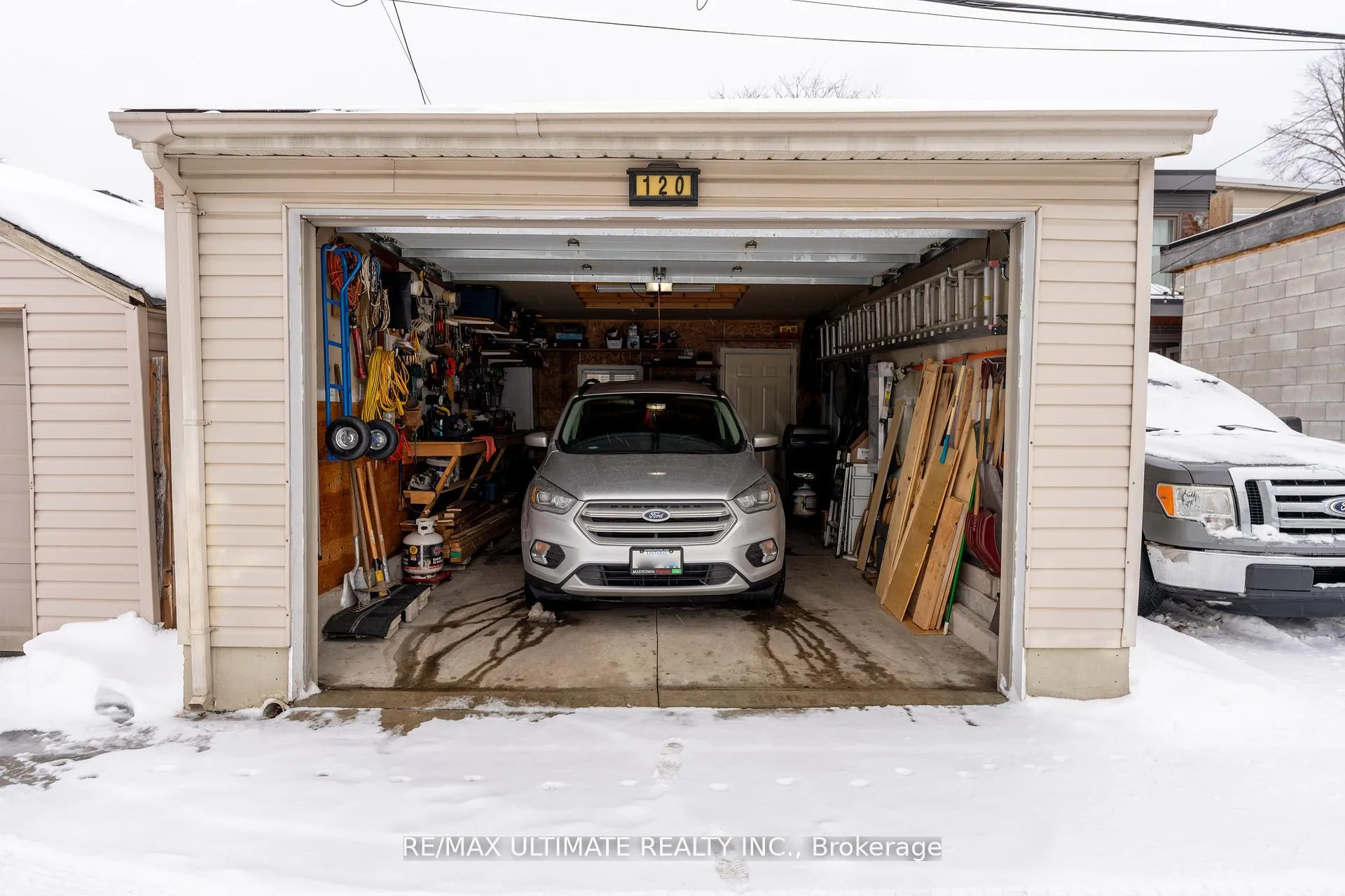 Photo 30 of 120 Rosethorn Avenue W, Toronto, Weston-Pellam Park — HOMEH