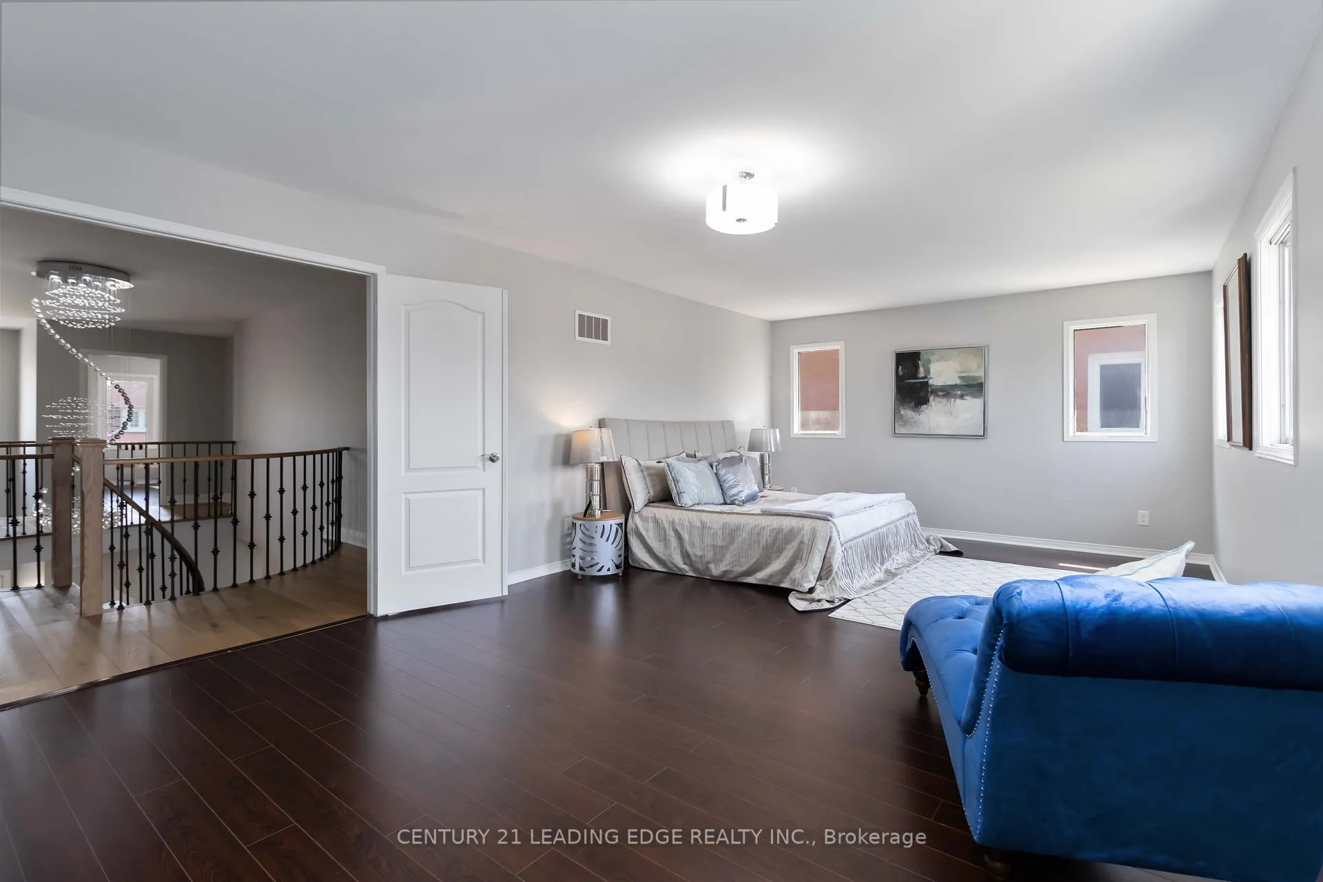 Photo 22 of 286 Fernforest Drive, Brampton, Sandringham-Wellington — HOMEH
