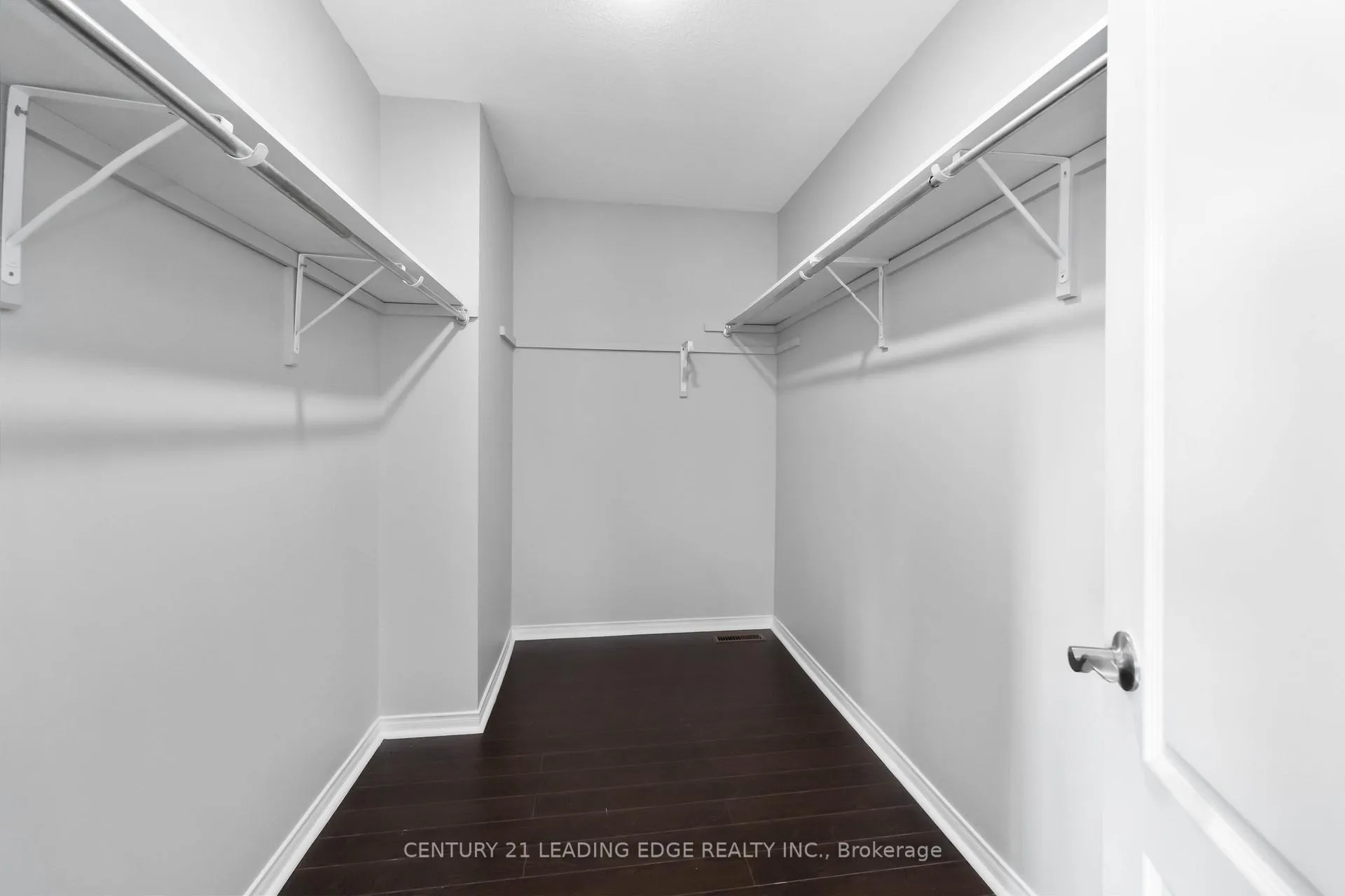 Photo 23 of 286 Fernforest Drive, Brampton, Sandringham-Wellington — HOMEH