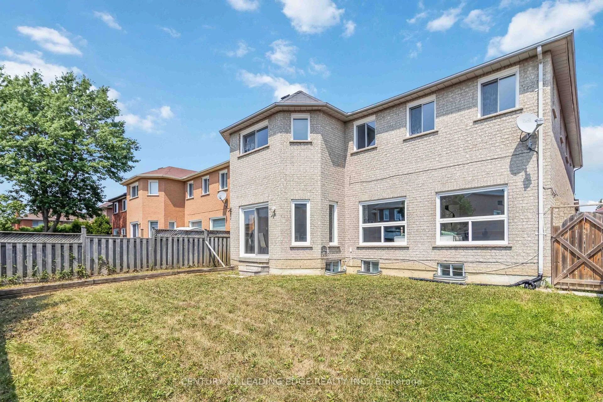Photo 50 of 286 Fernforest Drive, Brampton, Sandringham-Wellington — HOMEH