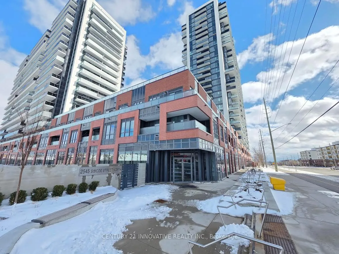 Front of Unit 2109, 2545 Simcoe Street N