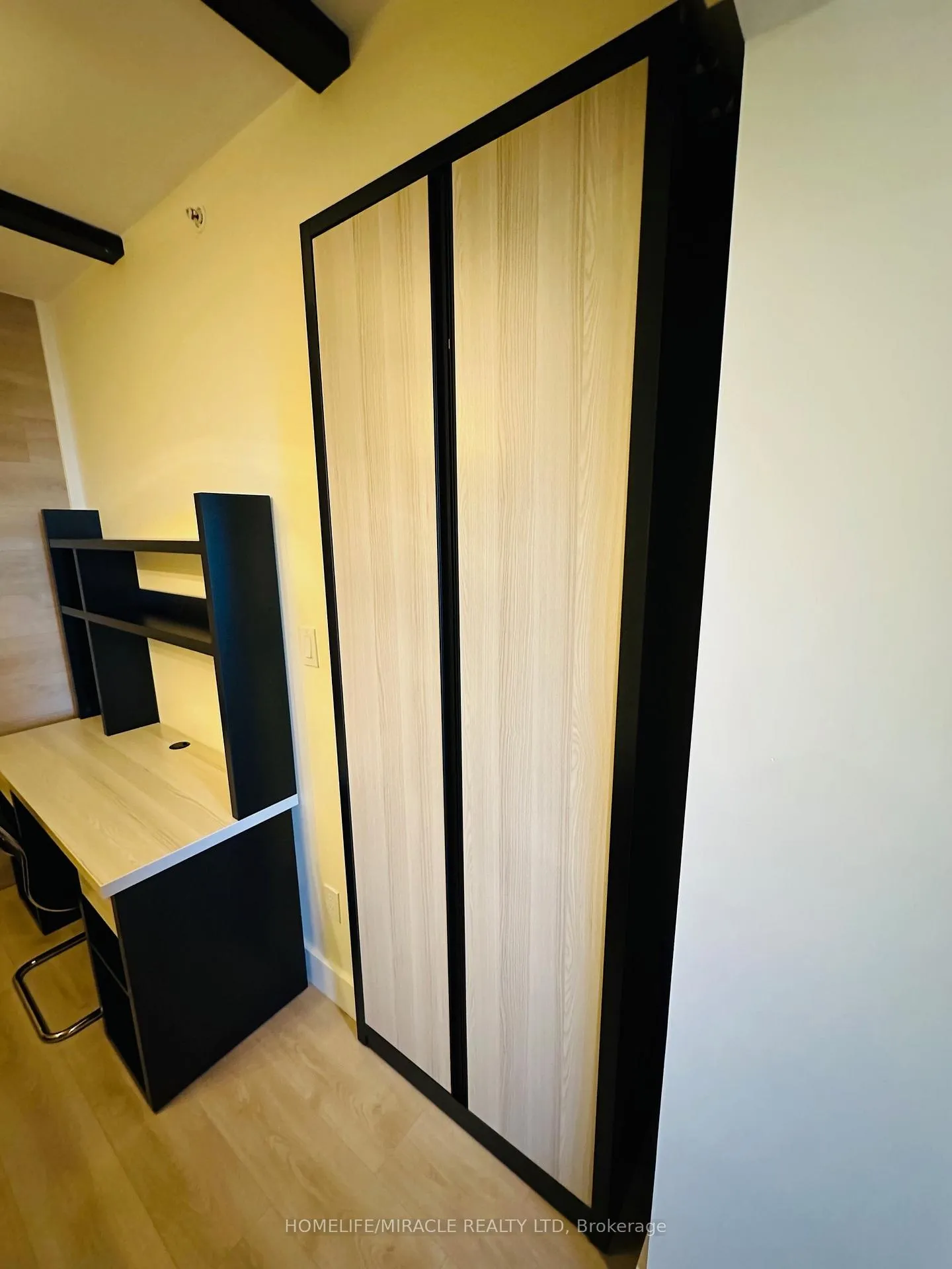 Photo 13 of Unit 2226, 145 Columbia Street W, Waterloo — HOMEH