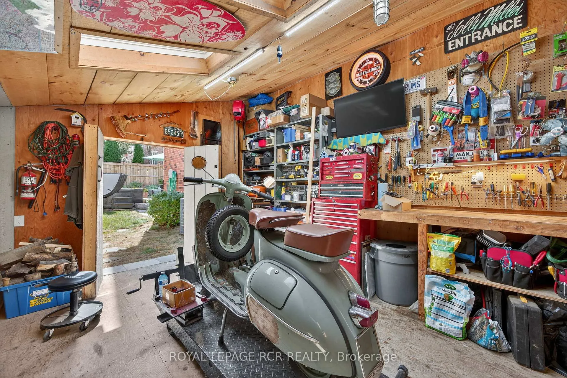 Photo 42 of 165 Bonny Meadows Drive, Aurora, Aurora Highlands — HOMEH