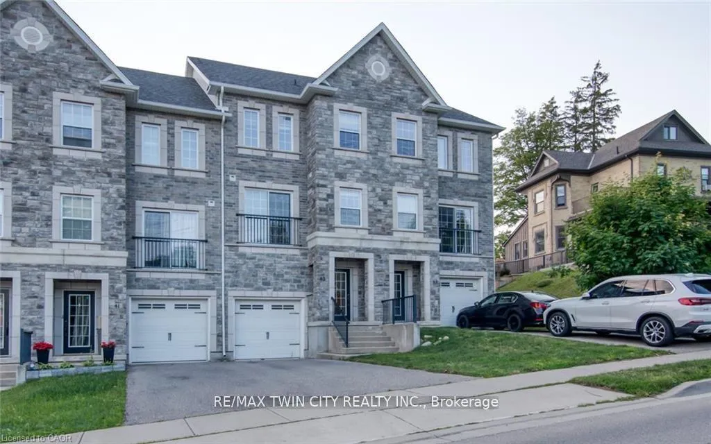 Photo 2 of 43 Woolwich Street, Kitchener — HOMEH