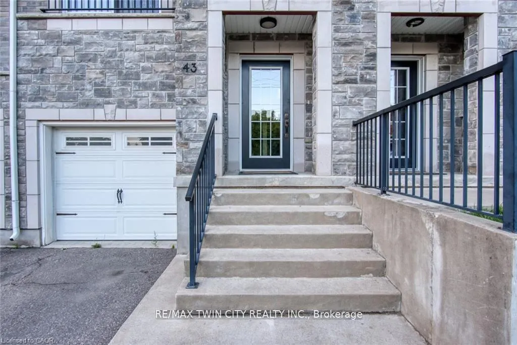 Photo 3 of 43 Woolwich Street, Kitchener — HOMEH