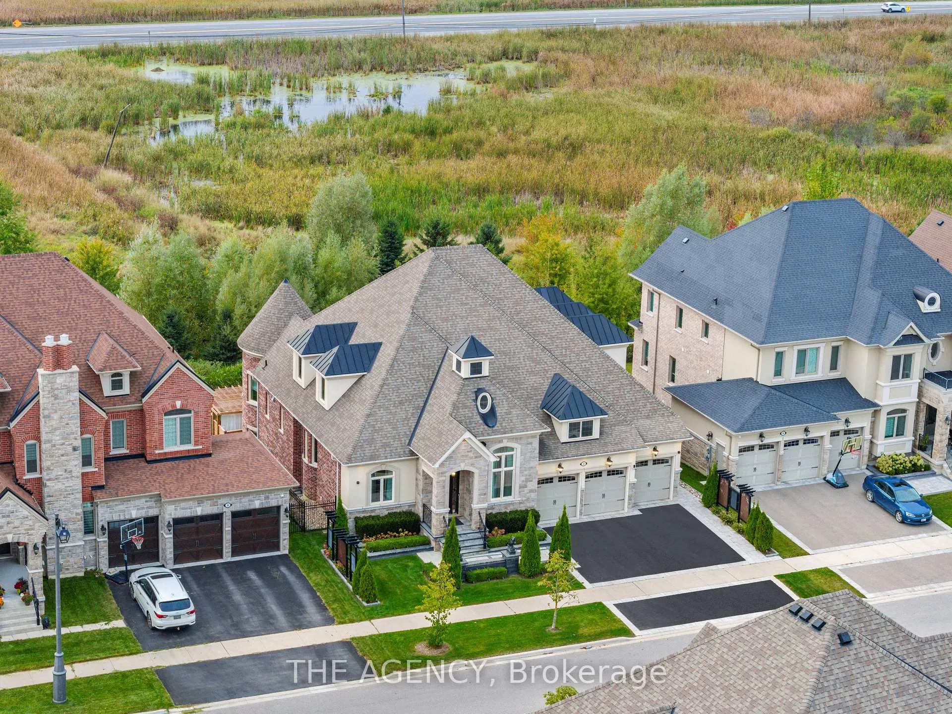 Photo 44 of 28 Chuck Ormsby Crescent, King, King City — HOMEH