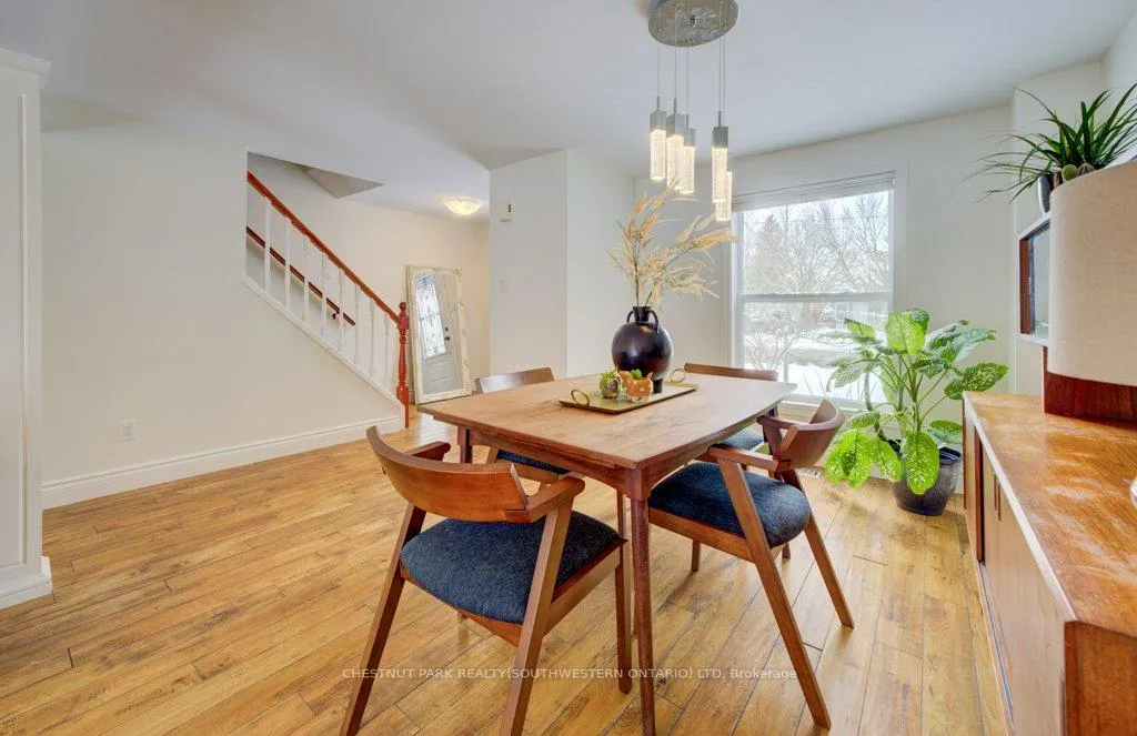 Photo 7 of 776 Scottsdale Drive, Guelph, Kortright West — HOMEH