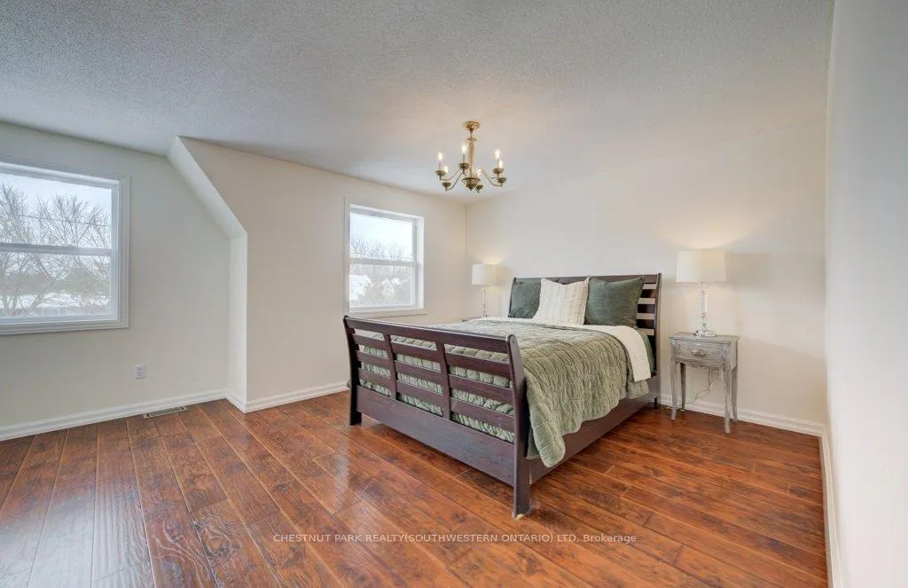 Photo 21 of 776 Scottsdale Drive, Guelph, Kortright West — HOMEH