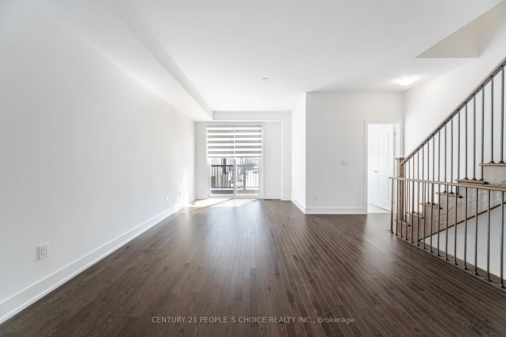 Photo 11 of 36 Waterside Way, Whitby, Port Whitby — HOMEH