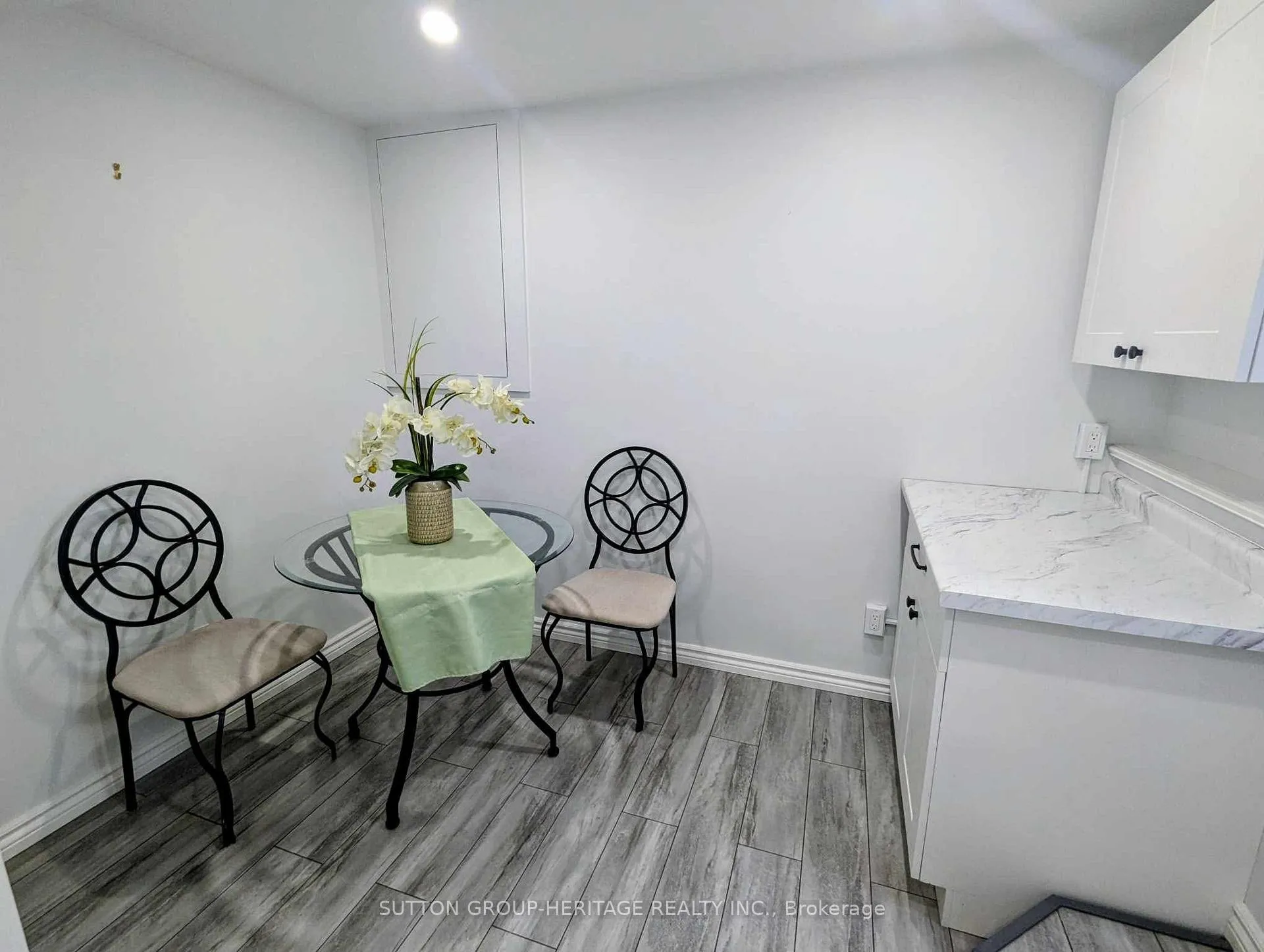 Photo 3 of Unit Bsmt, 3 Dale Park Drive, Clarington, Courtice — HOMEH