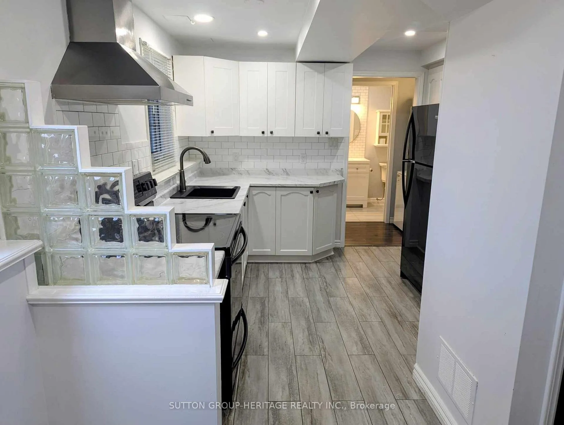 Photo 5 of Unit Bsmt, 3 Dale Park Drive, Clarington, Courtice — HOMEH