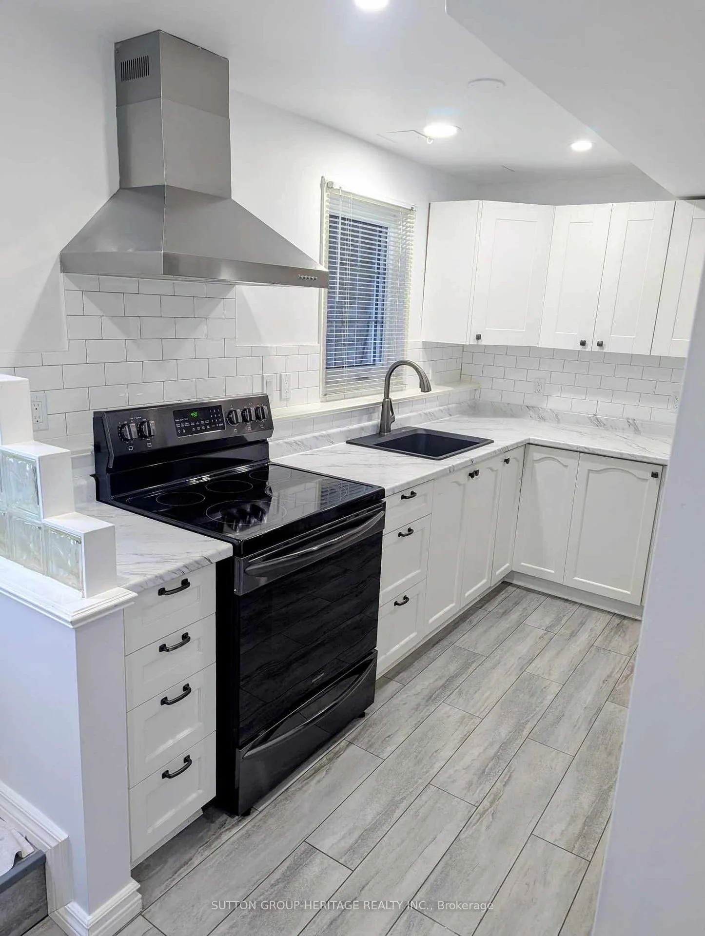 Photo 6 of Unit Bsmt, 3 Dale Park Drive, Clarington, Courtice — HOMEH