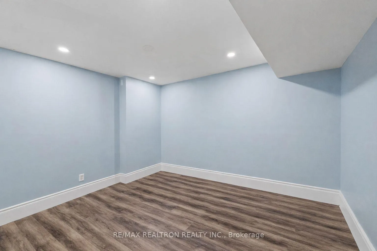 Photo 16 of 43 Buckland Way, Brampton, Madoc — HOMEH