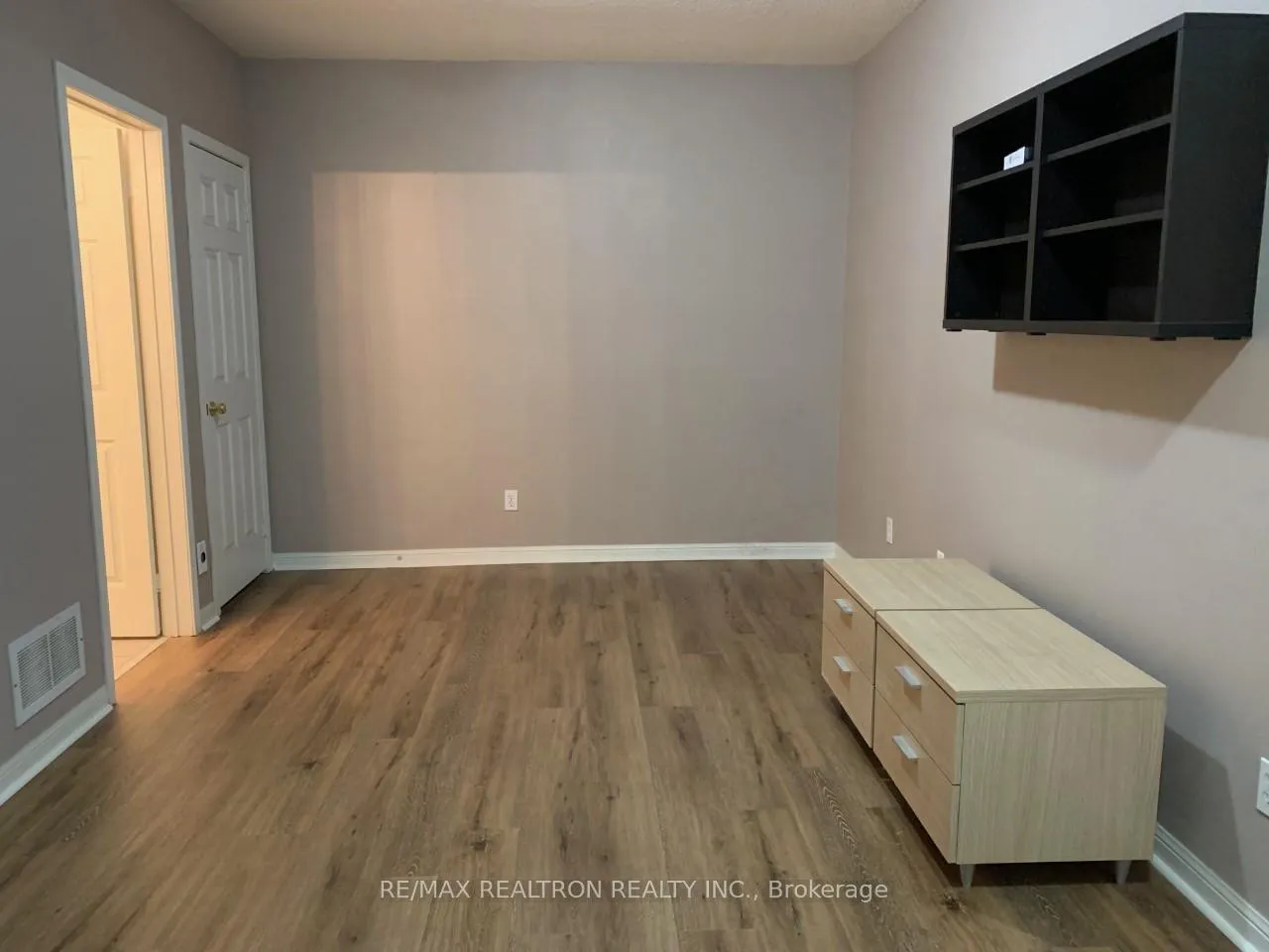 Photo 18 of Unit 12, 20 St Moritz Way, Markham, Unionville — HOMEH
