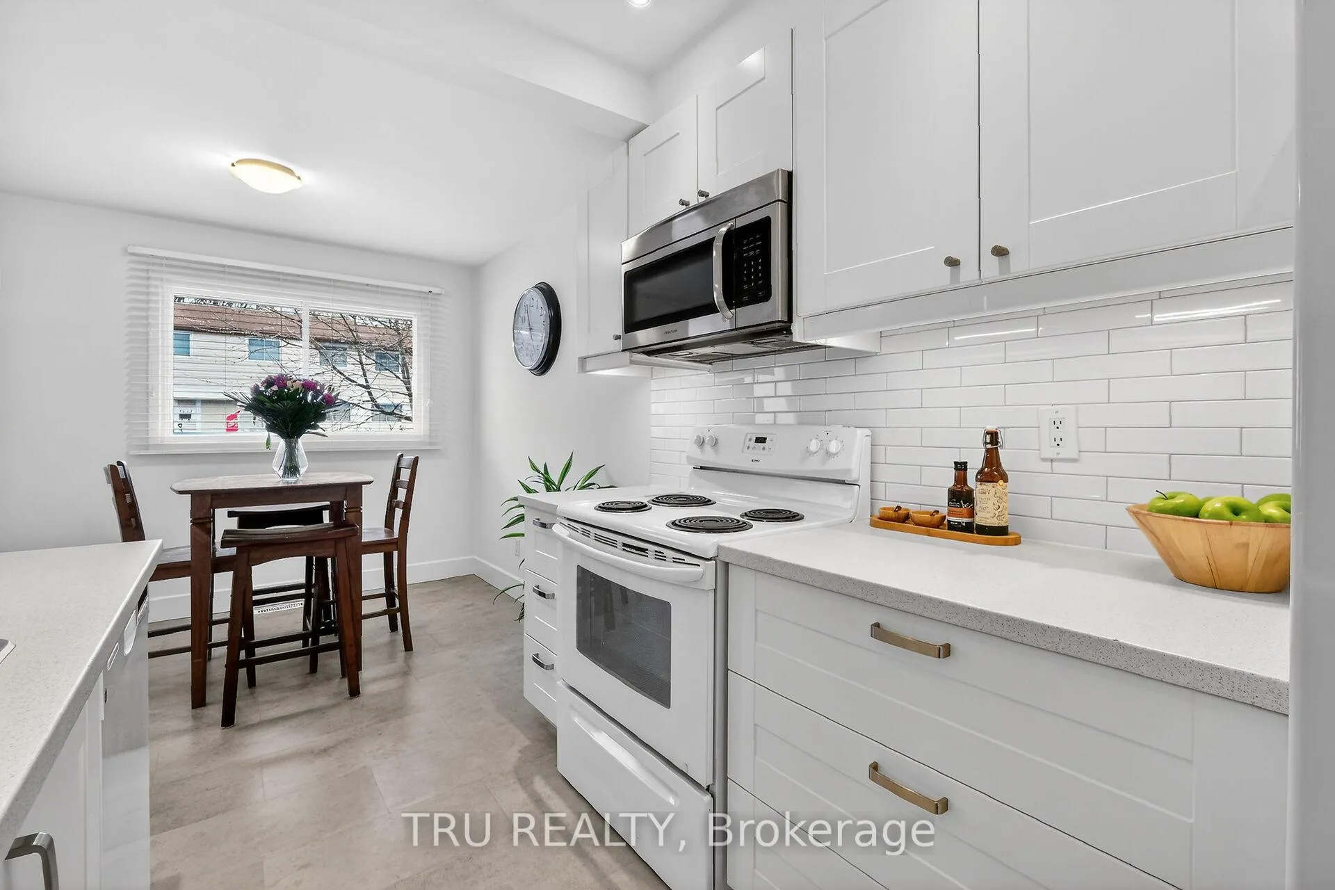 Photo 10 of Unit 26, 4631 Cecilia Crescent, Ottawa, Cyrville — HOMEH