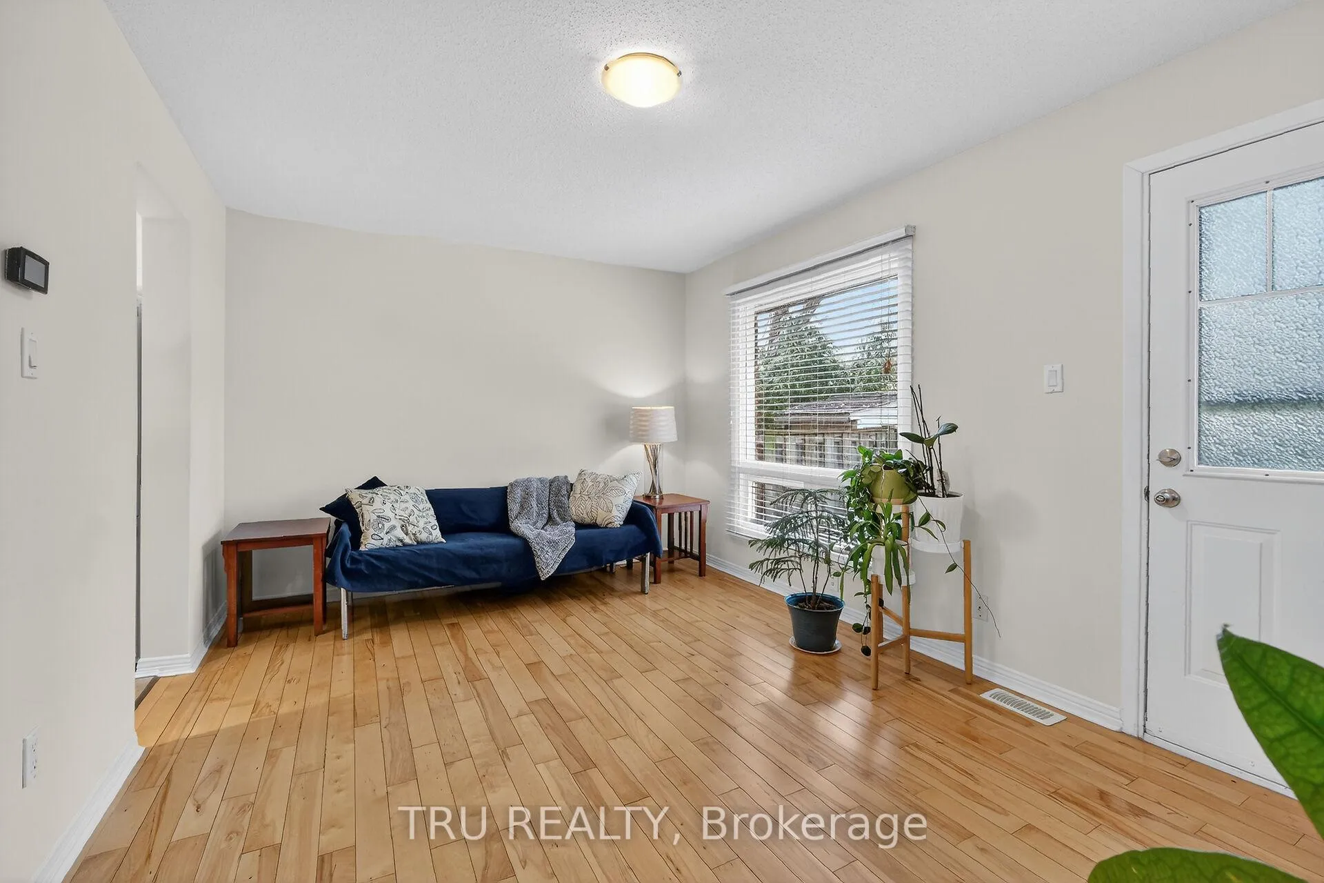 Photo 15 of Unit 26, 4631 Cecilia Crescent, Ottawa, Cyrville — HOMEH