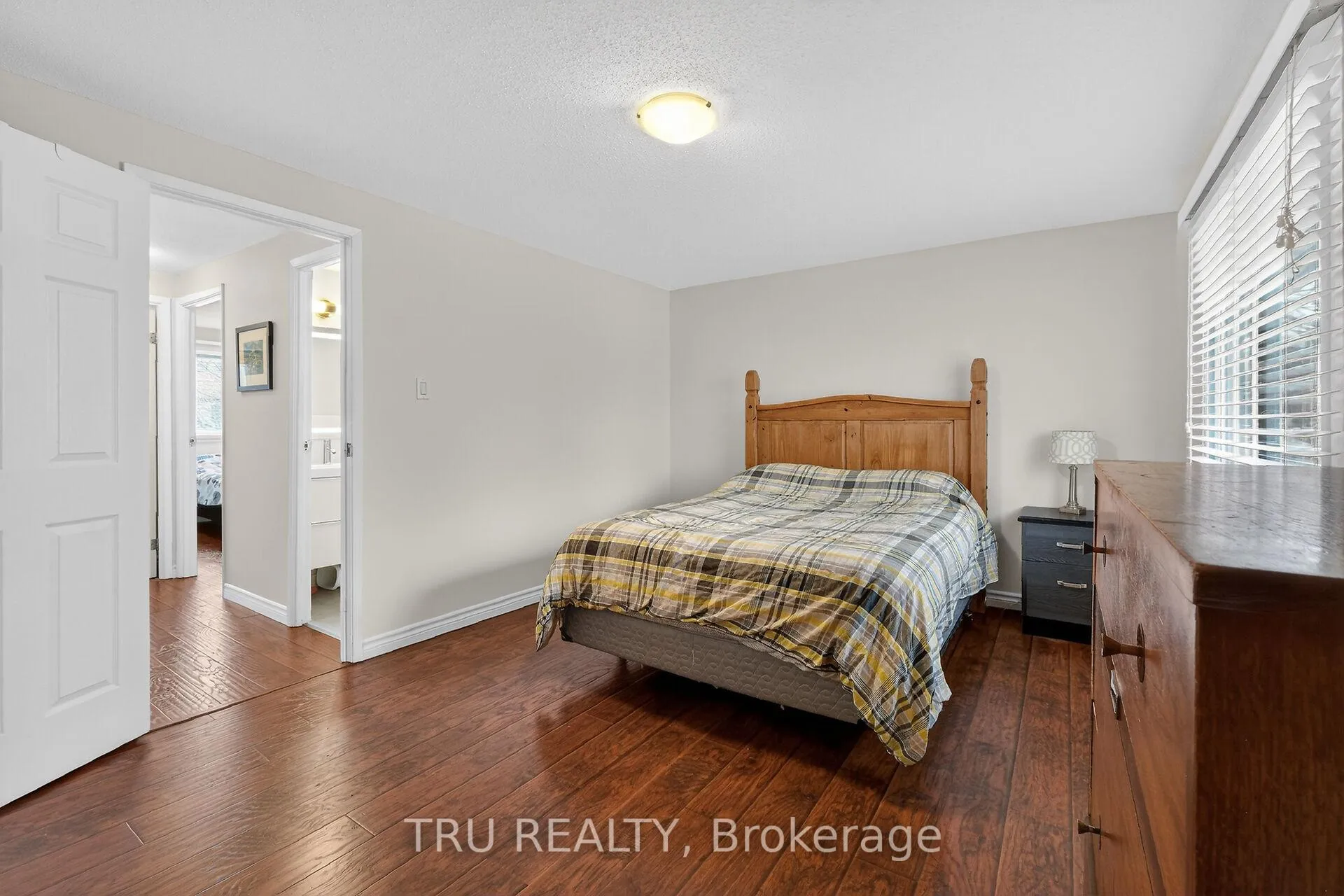 Photo 20 of Unit 26, 4631 Cecilia Crescent, Ottawa, Cyrville — HOMEH