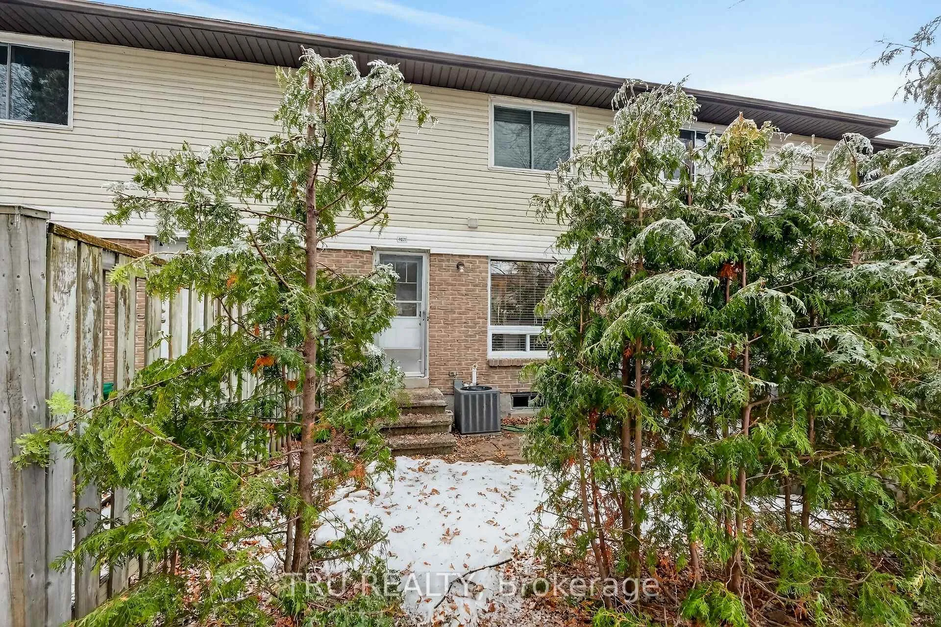 Photo 28 of Unit 26, 4631 Cecilia Crescent, Ottawa, Cyrville — HOMEH