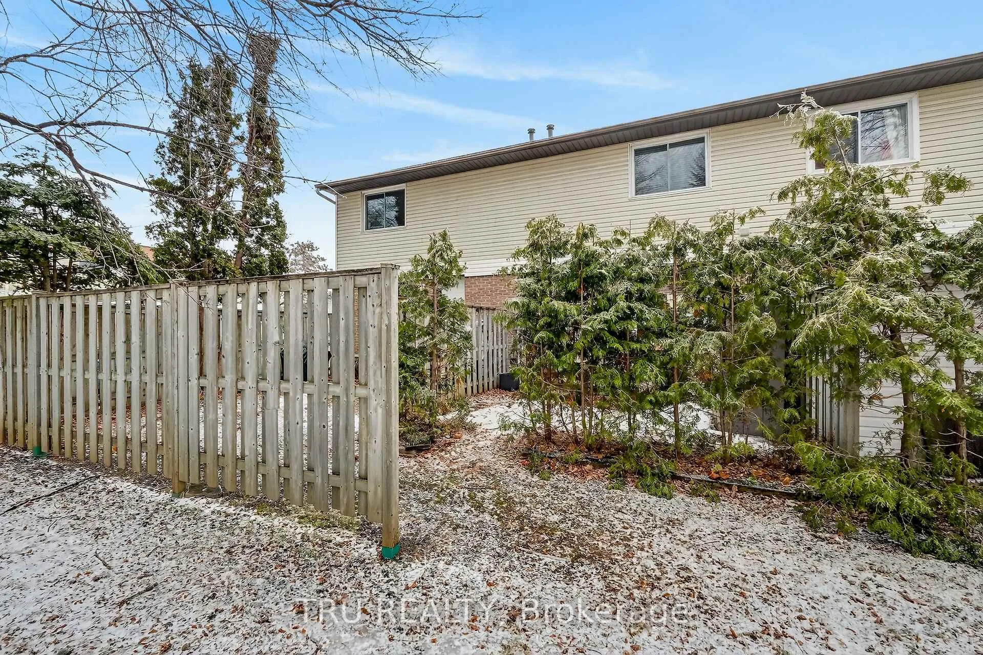 Photo 31 of Unit 26, 4631 Cecilia Crescent, Ottawa, Cyrville — HOMEH