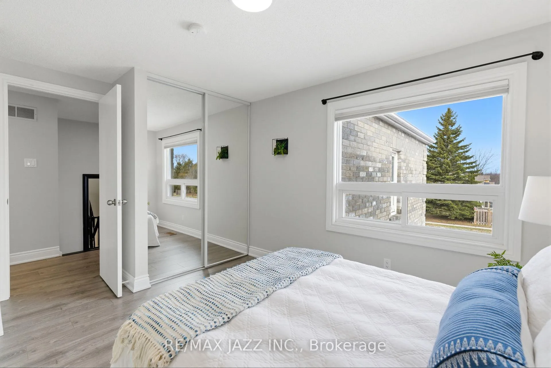 Photo 28 of 222 Sandringham Drive, Clarington, Courtice — HOMEH