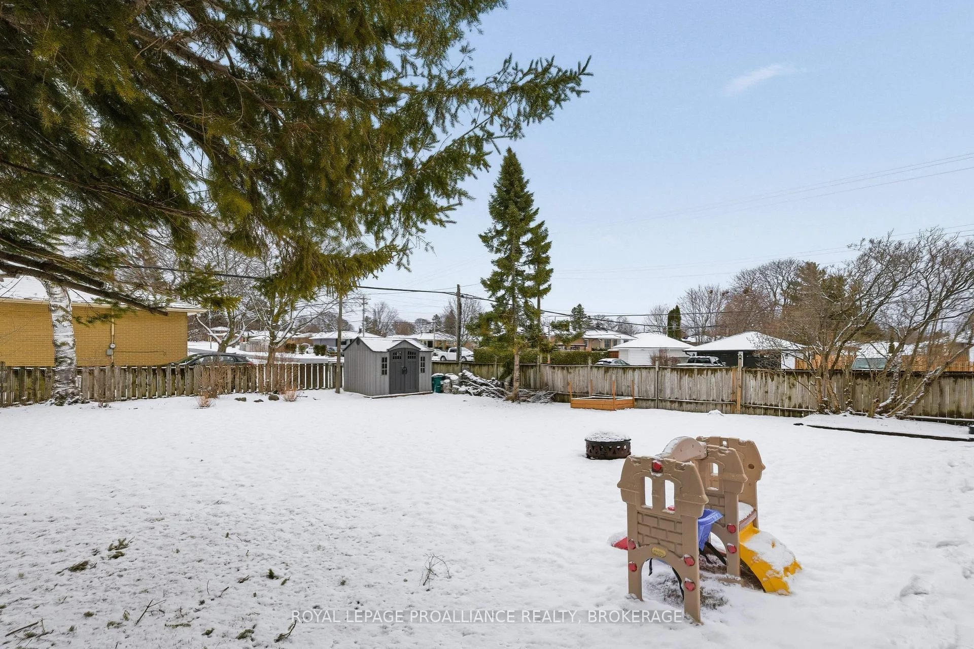 Photo 35 of 502 McEwen Drive, Kingston, City Southwest — HOMEH